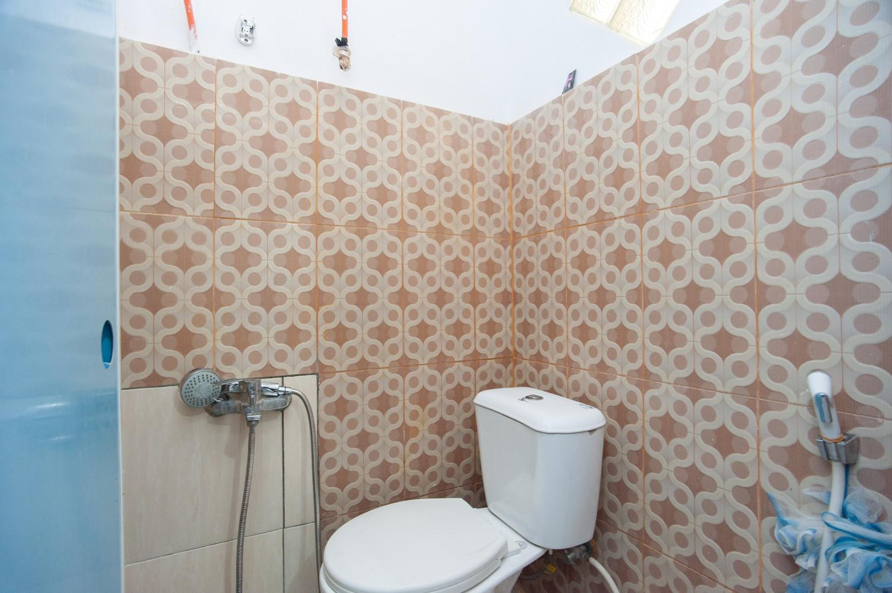 Standard Double Room - Photo 2