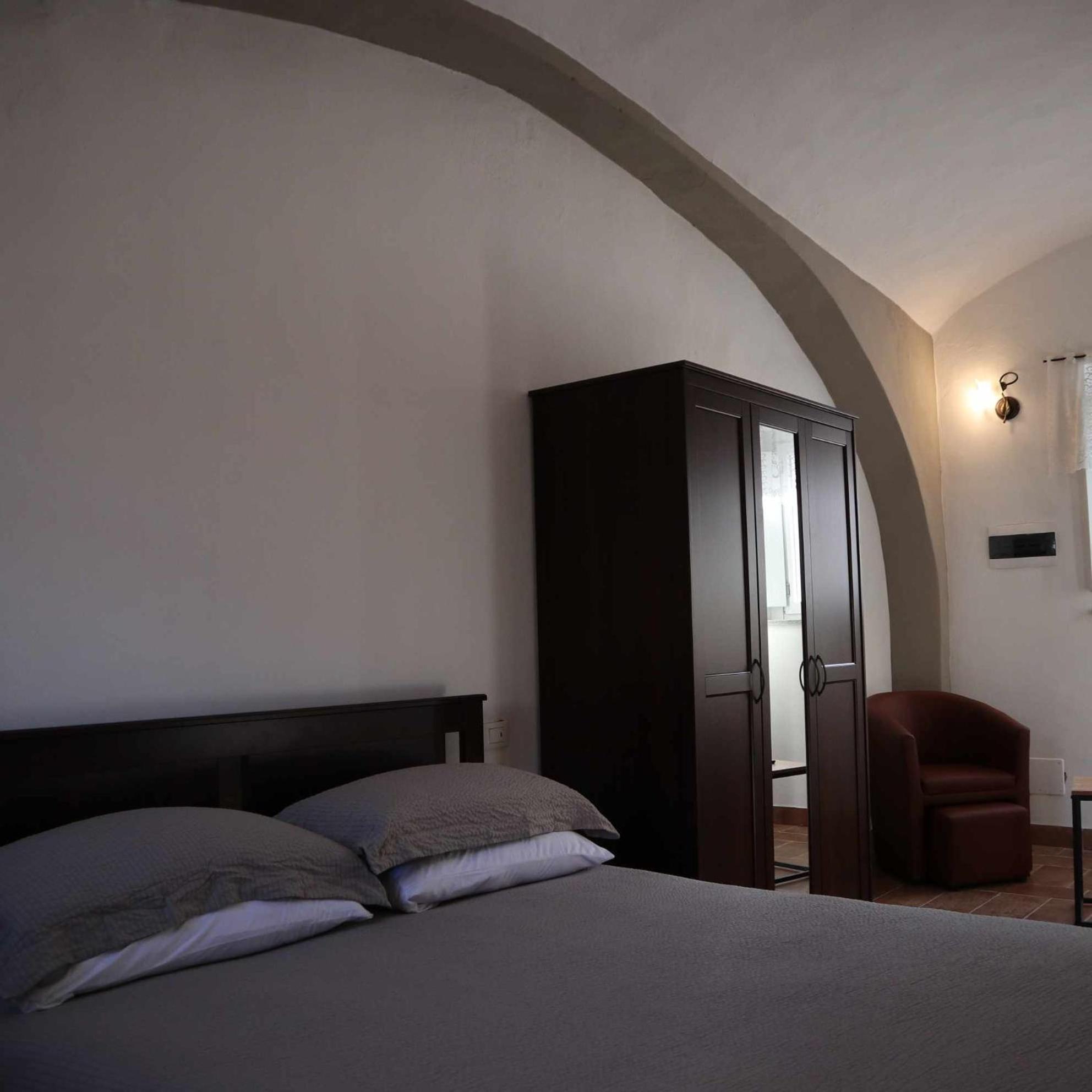 Deluxe Junior Suite - Photo 35