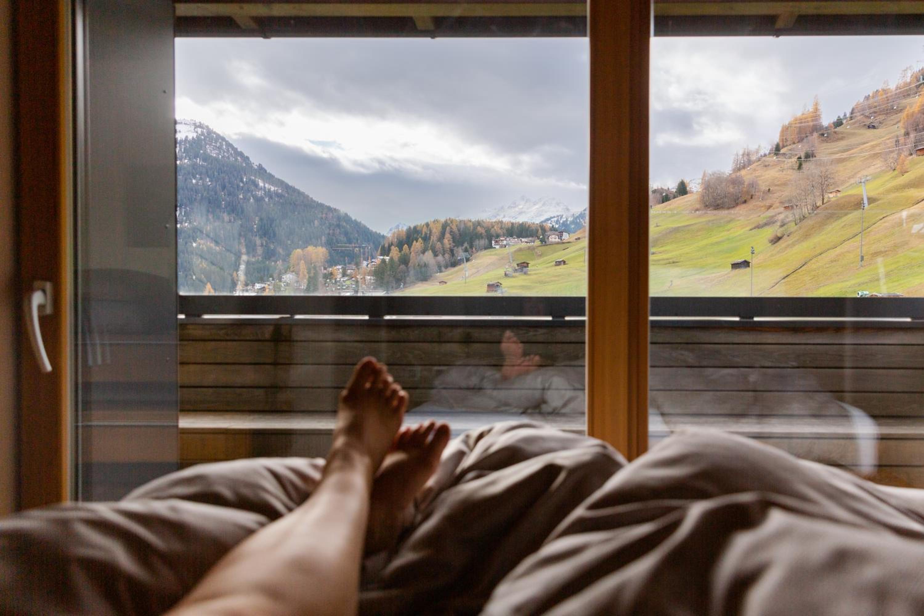 Junior Suite with Mountain View photo 3