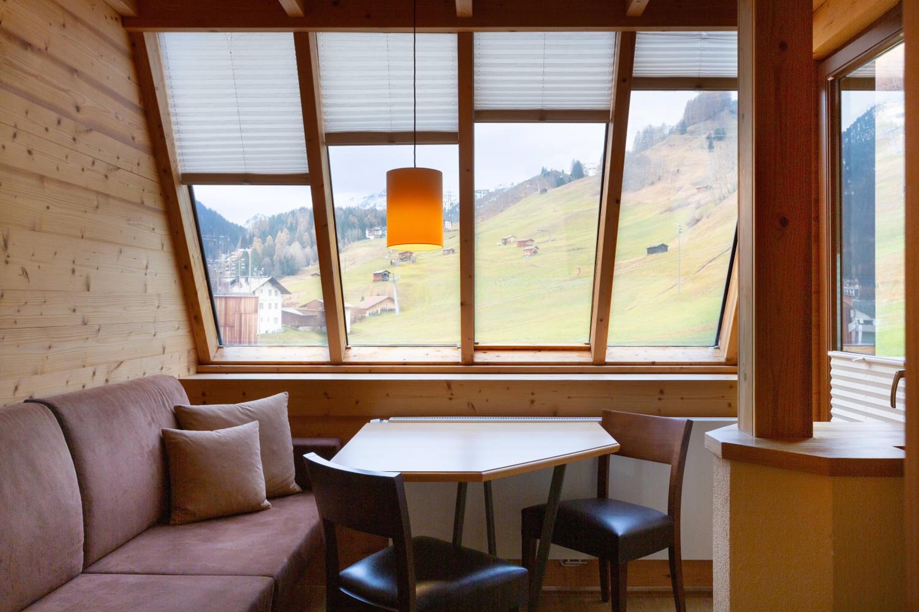 Superior Double or Twin Room with Mountain View photo 2