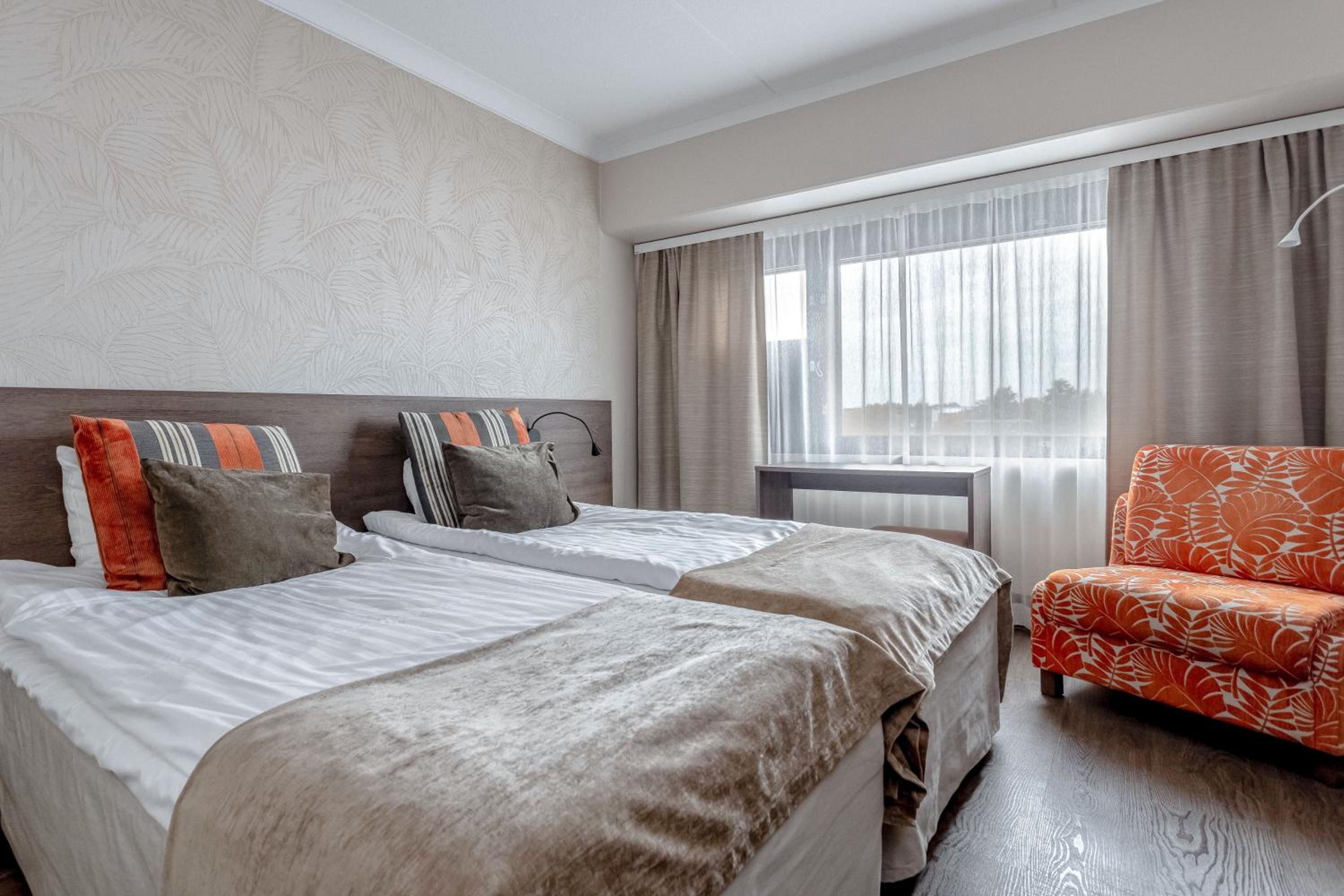 Standard Double or Twin Room - Photo 4