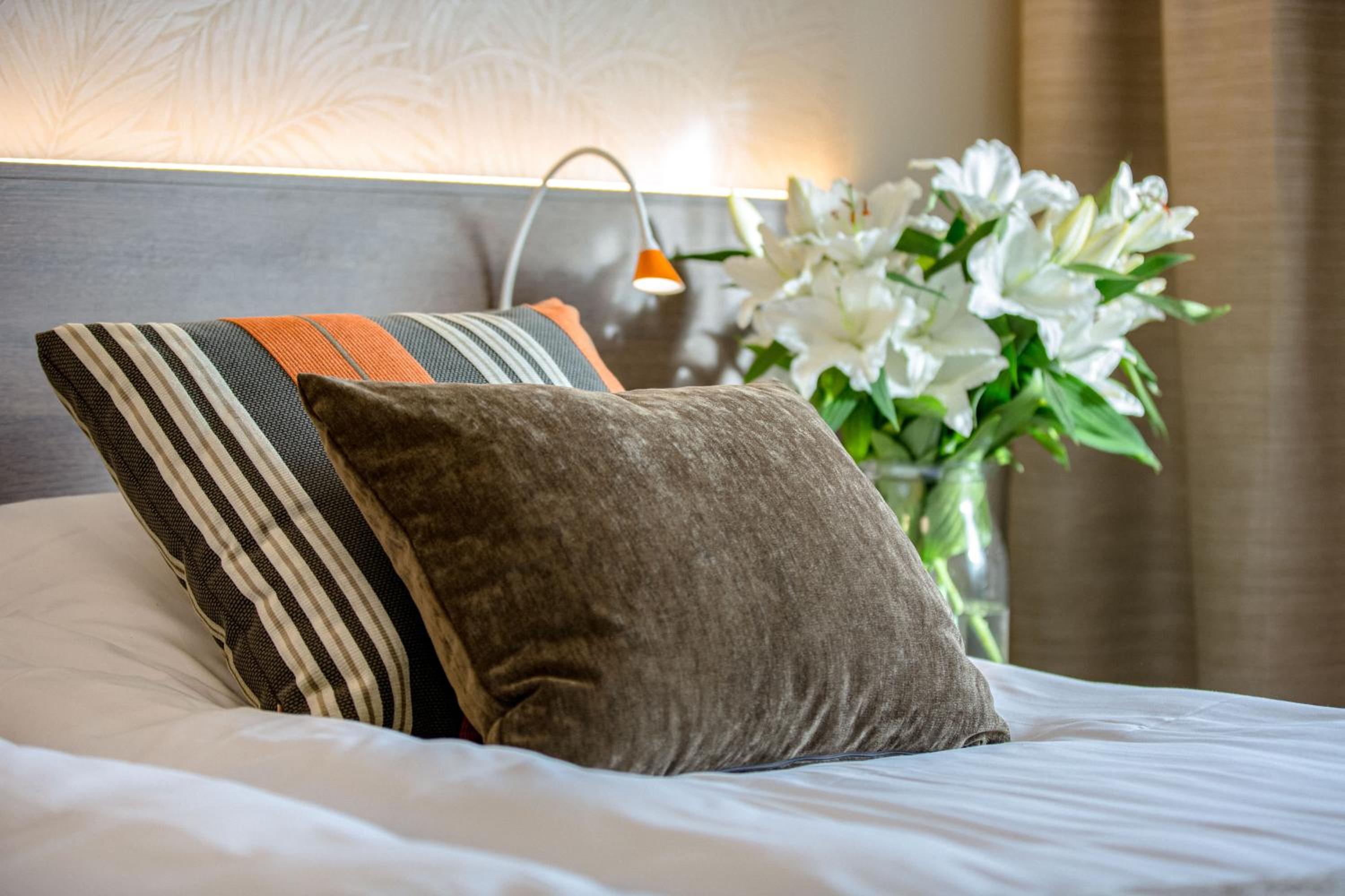 Standard Double or Twin Room - Photo 3