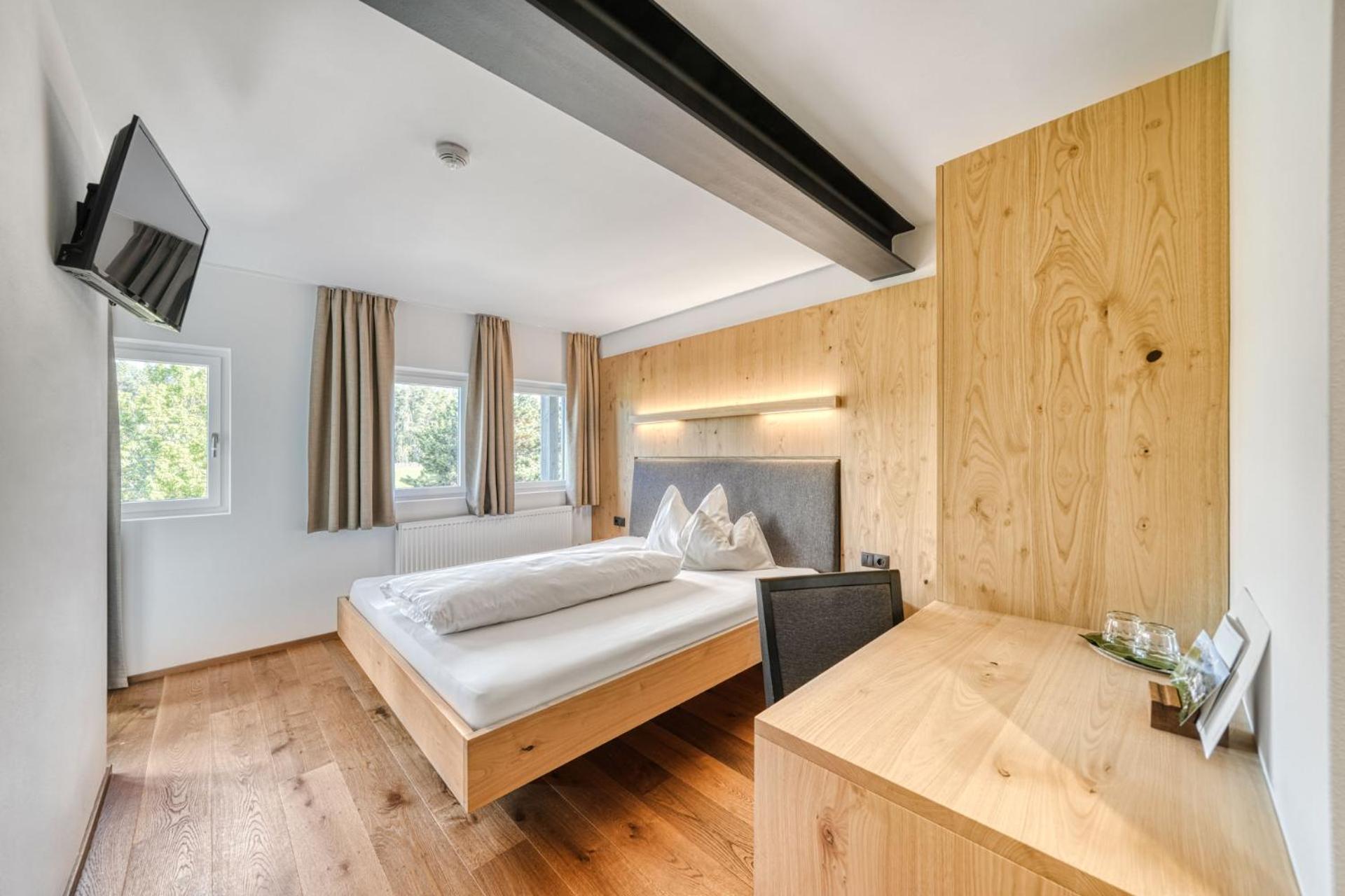 Single Room with Balcony