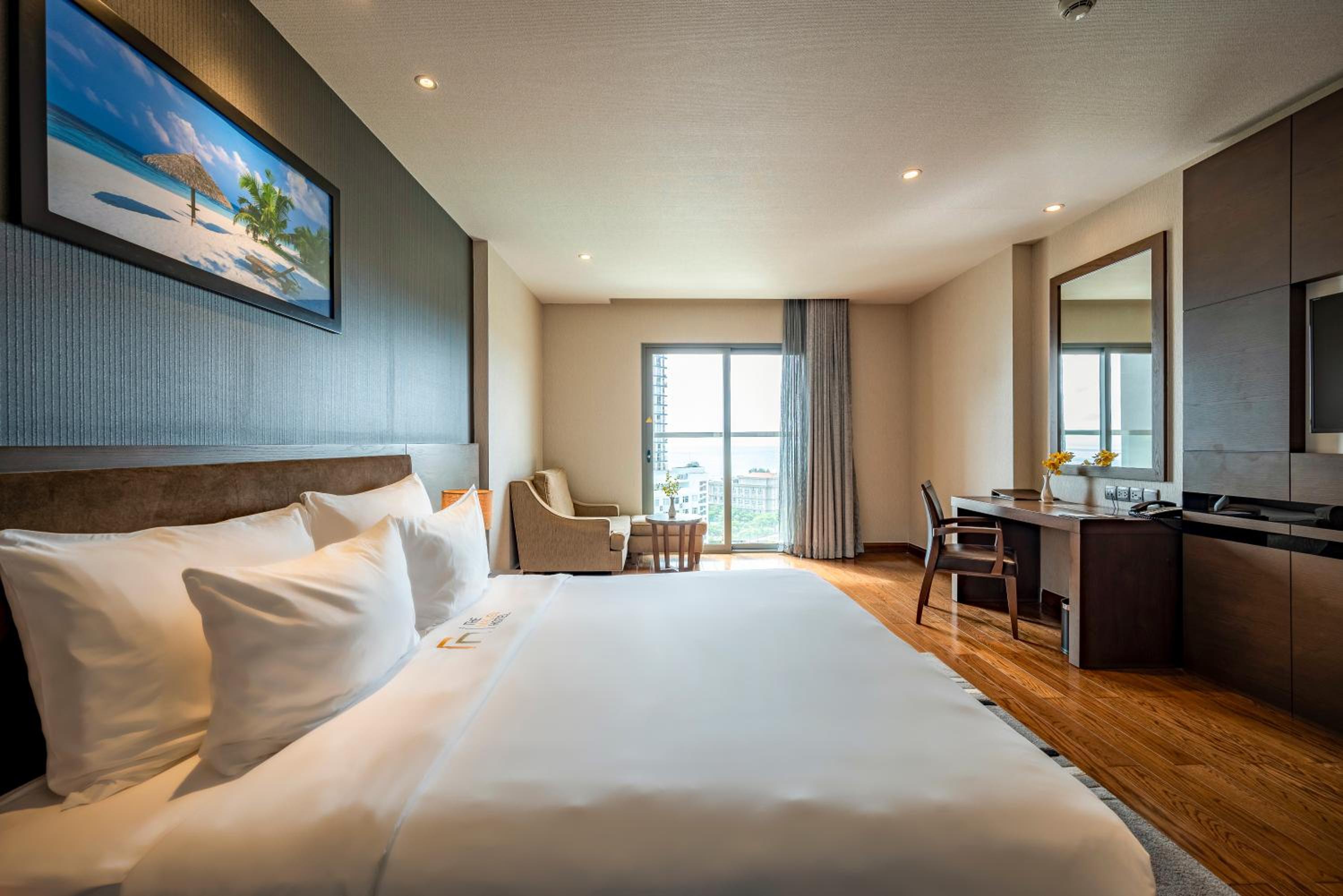 Premier King Room
