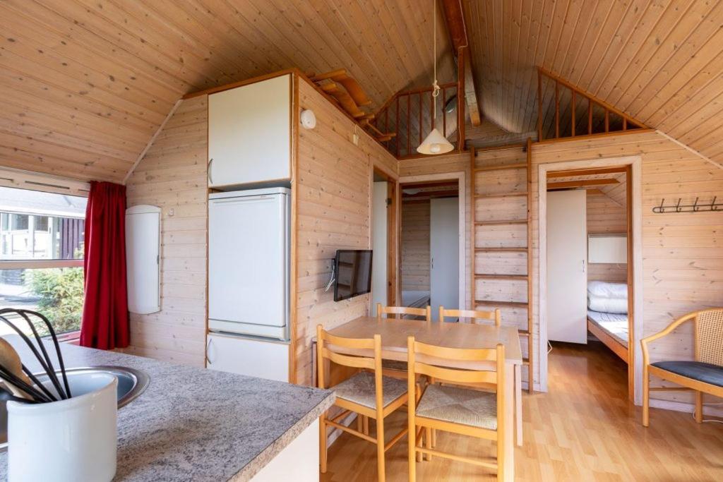 Family Bungalow photo 2