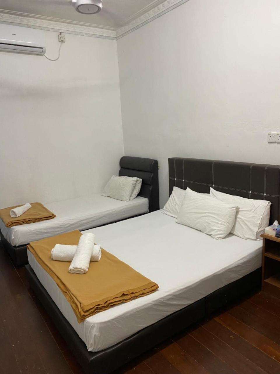 Standard Triple Room photo 2