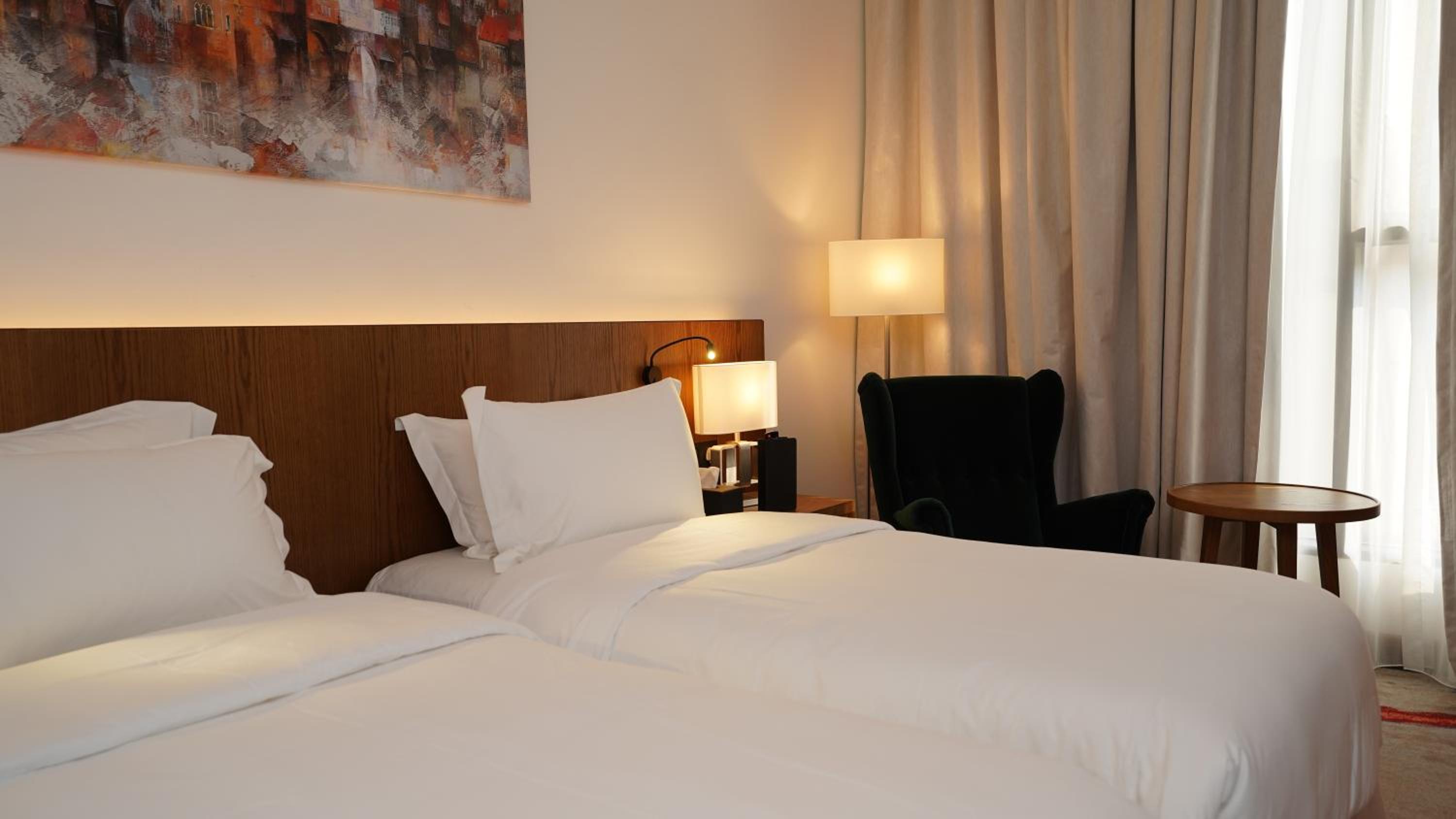 Standard Twin Room - Photo 2