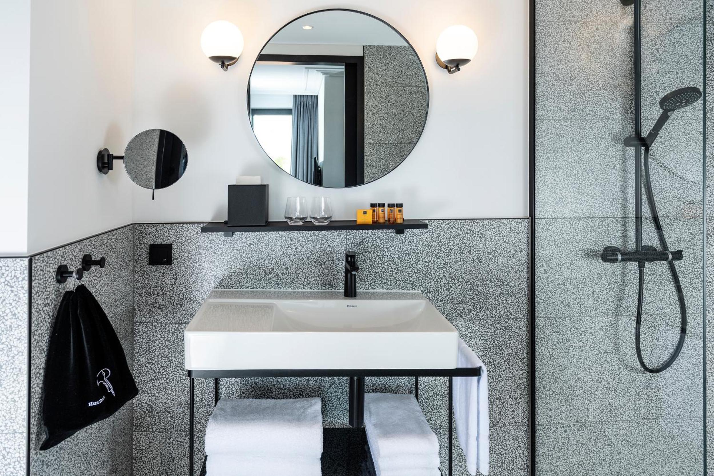 Business Zimmer - Photo 1