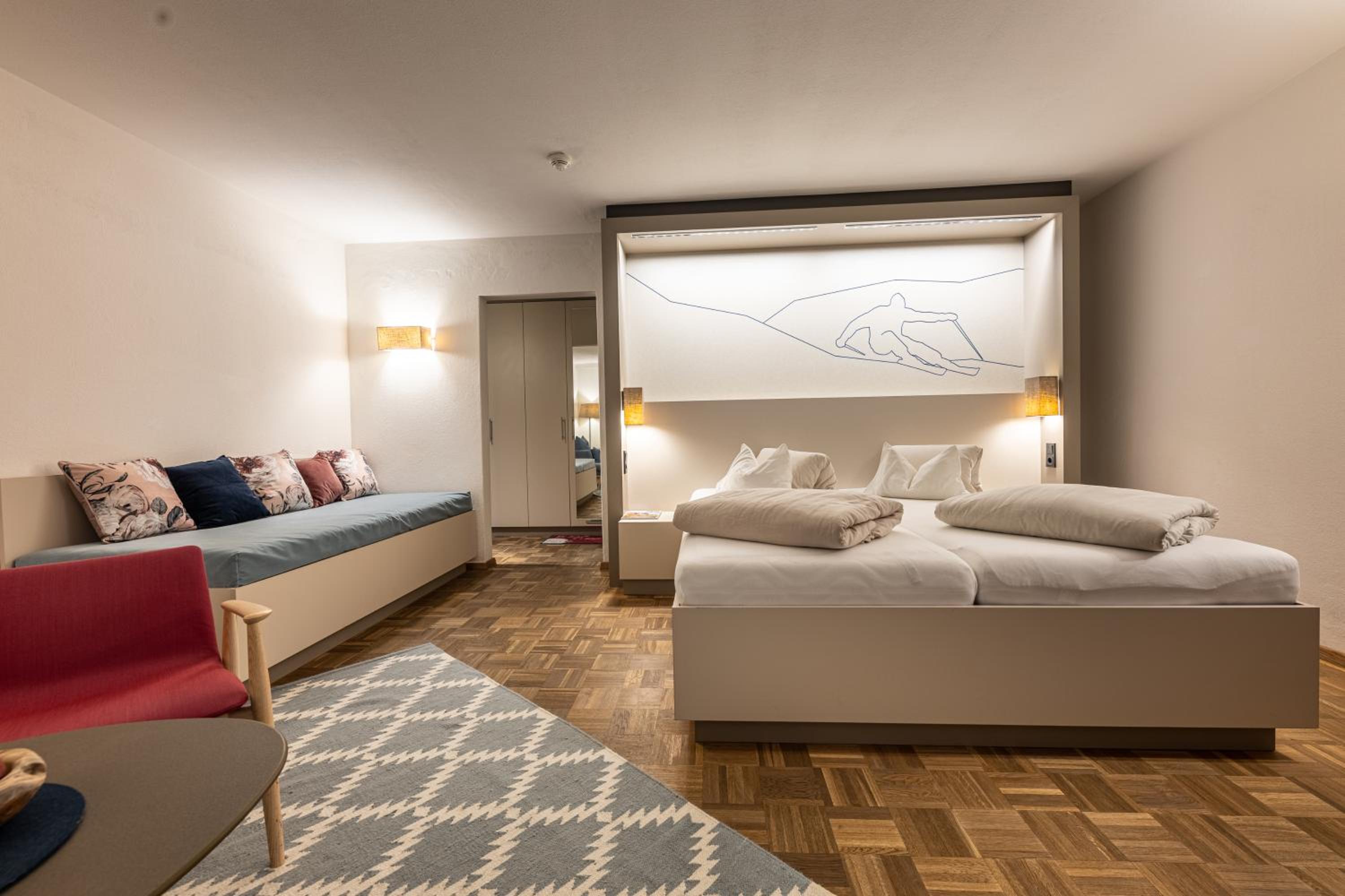 Large Double Room photo 2