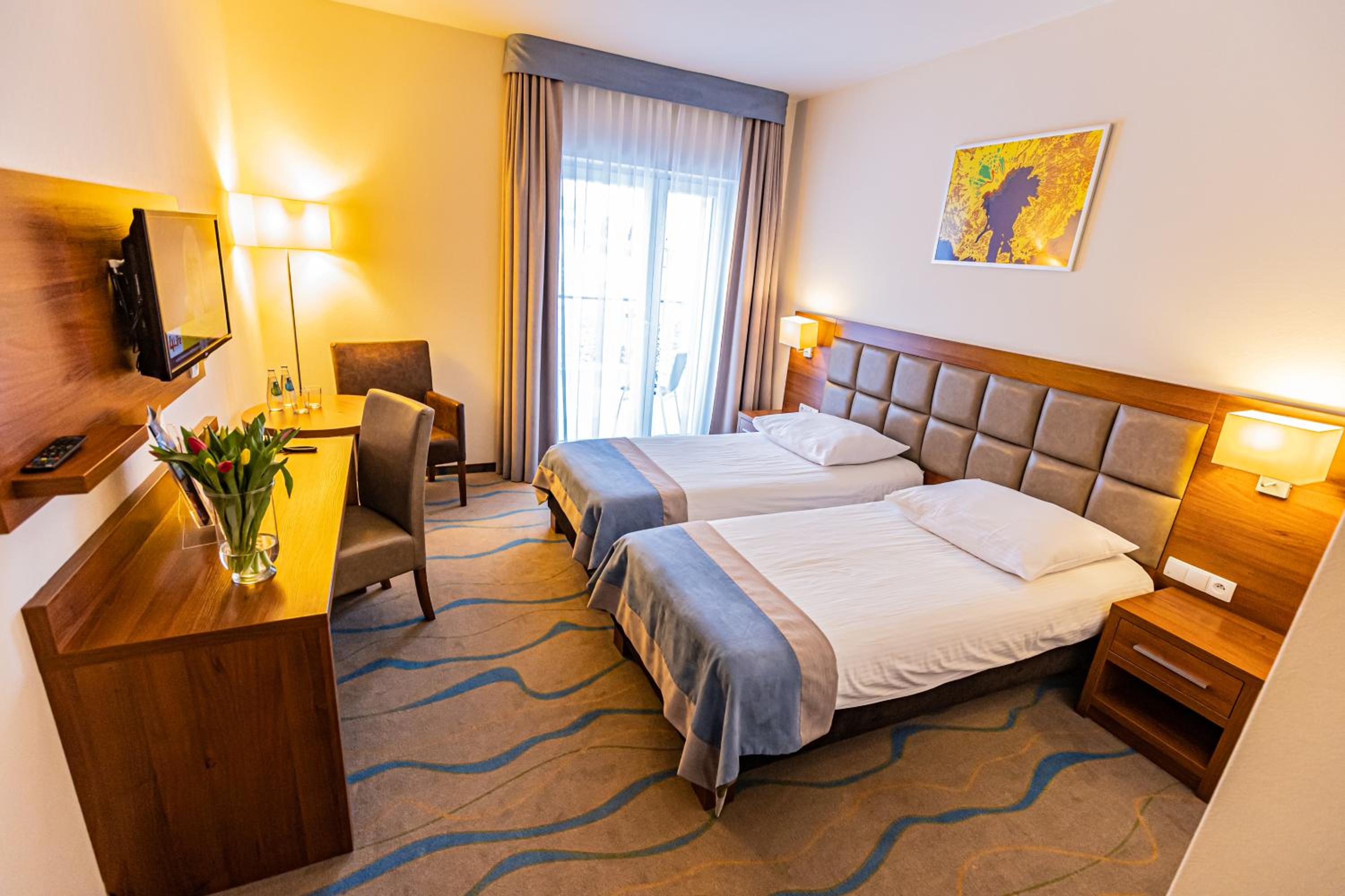 Double Room with Private Bathroom - Photo 1