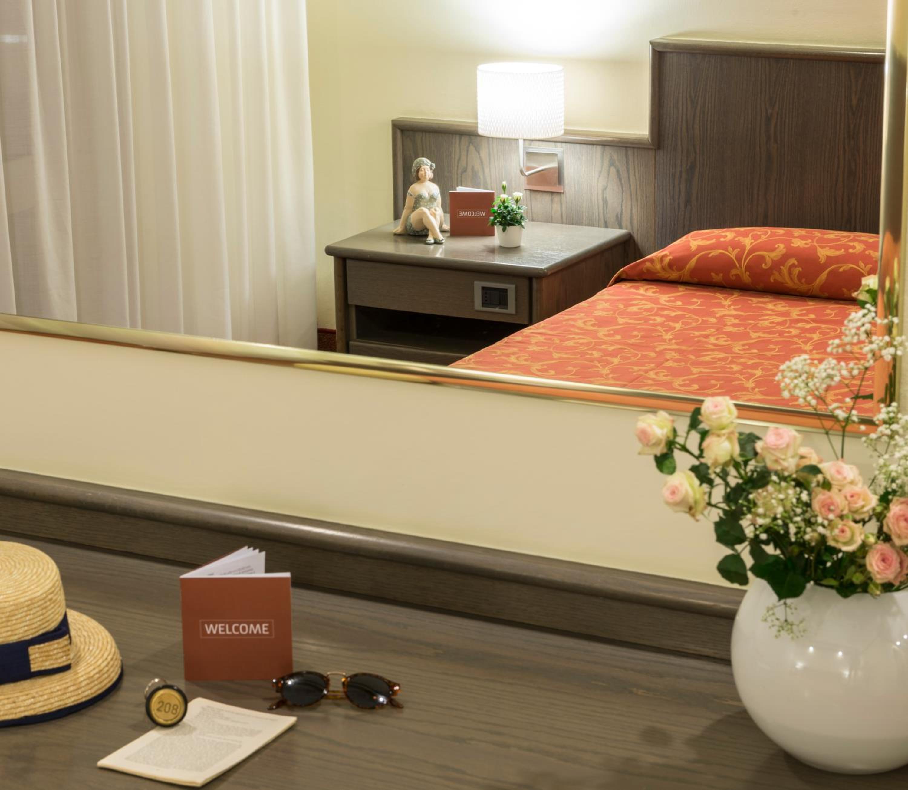 Economy Double or Twin Room - Photo 4