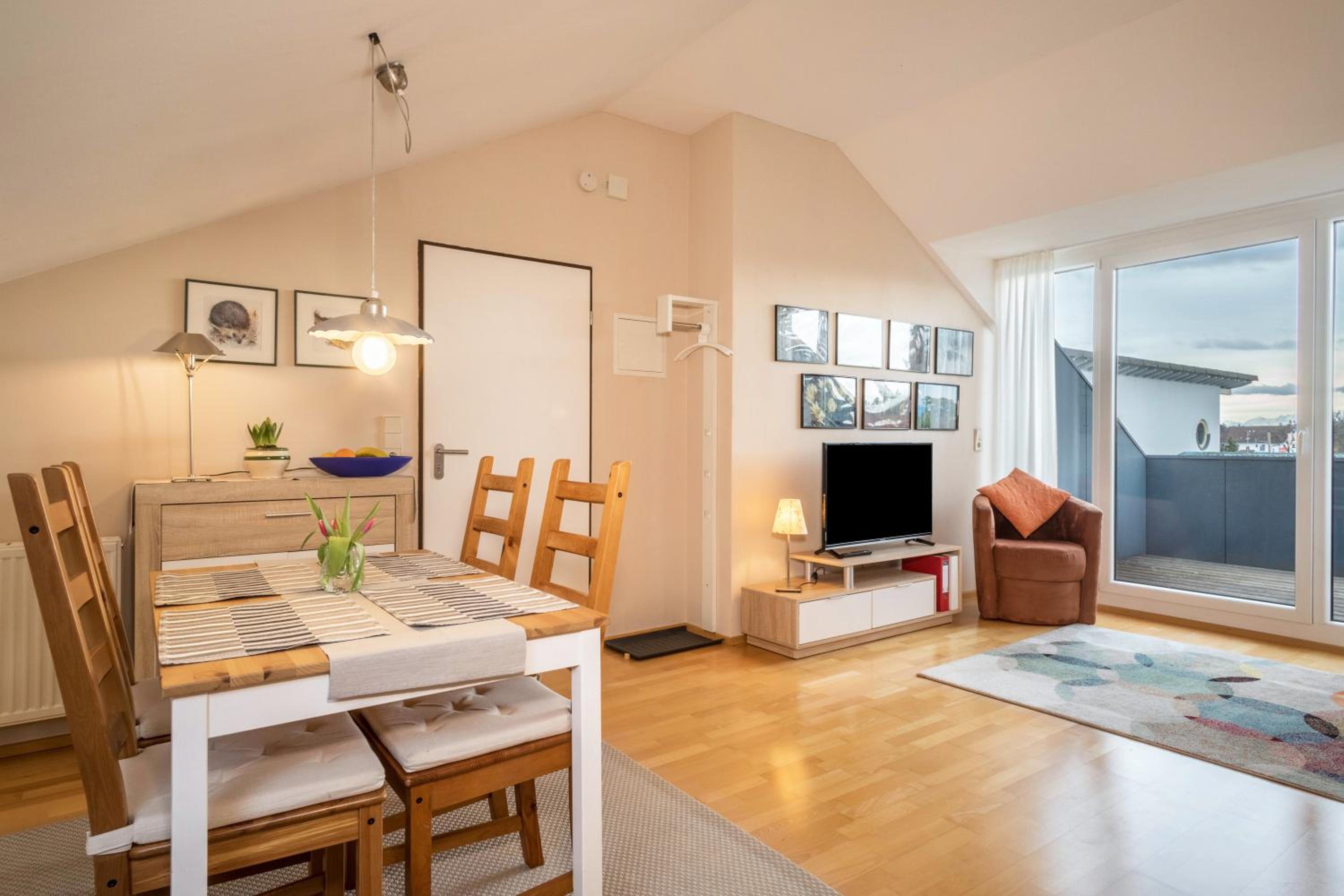 Two-Bedroom Deluxe Apartment with Garden View