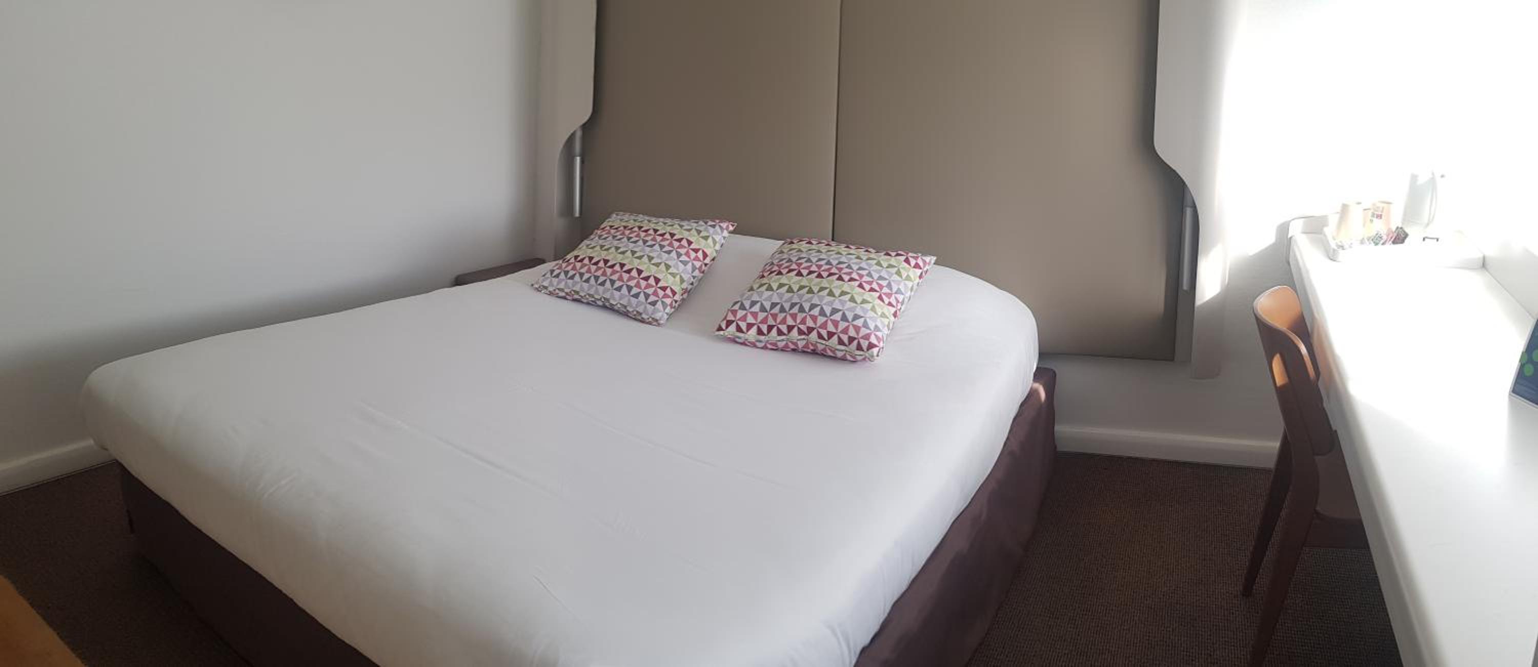 Standard Double Room - Photo 1