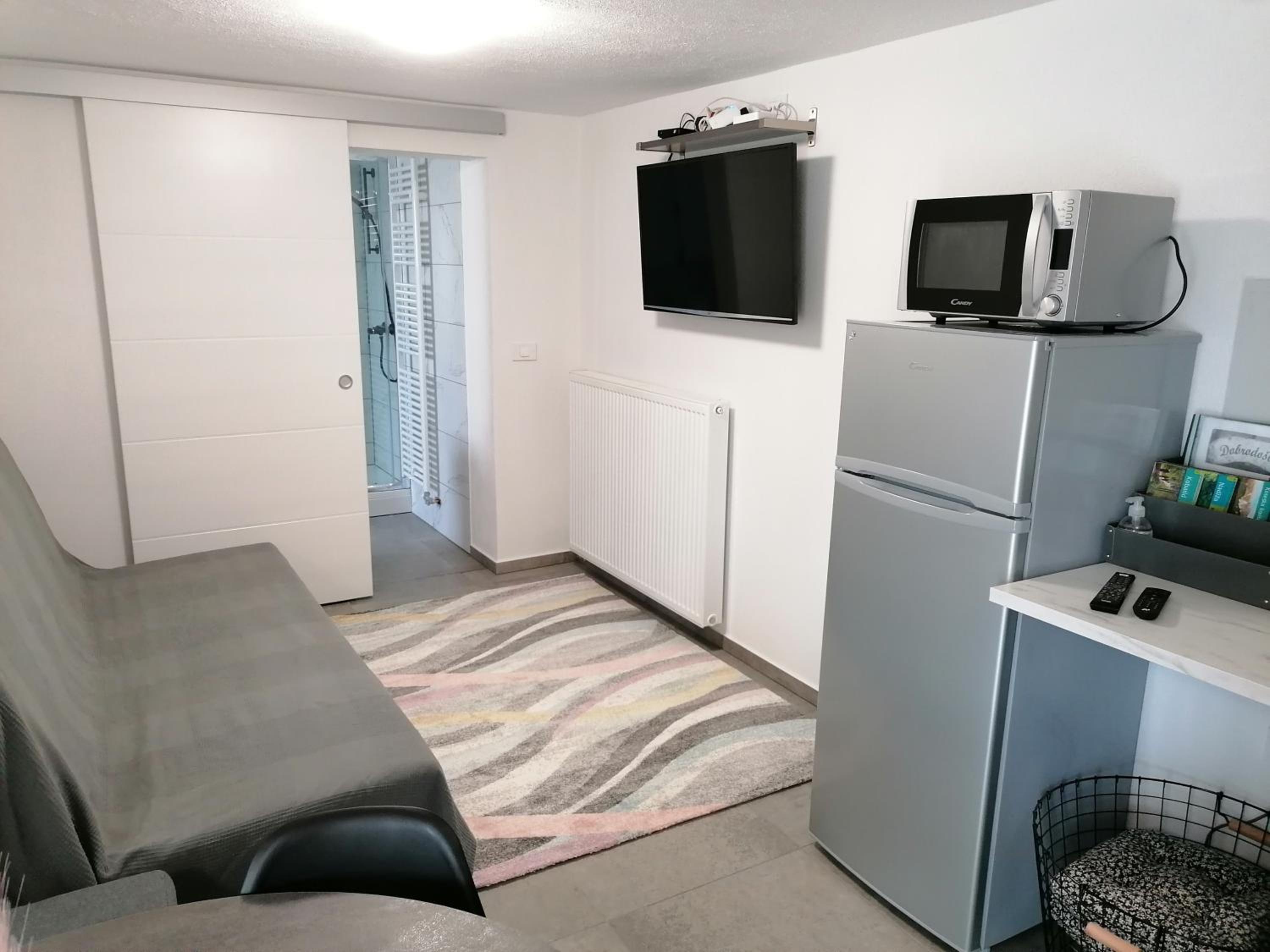 Apartment photo 1