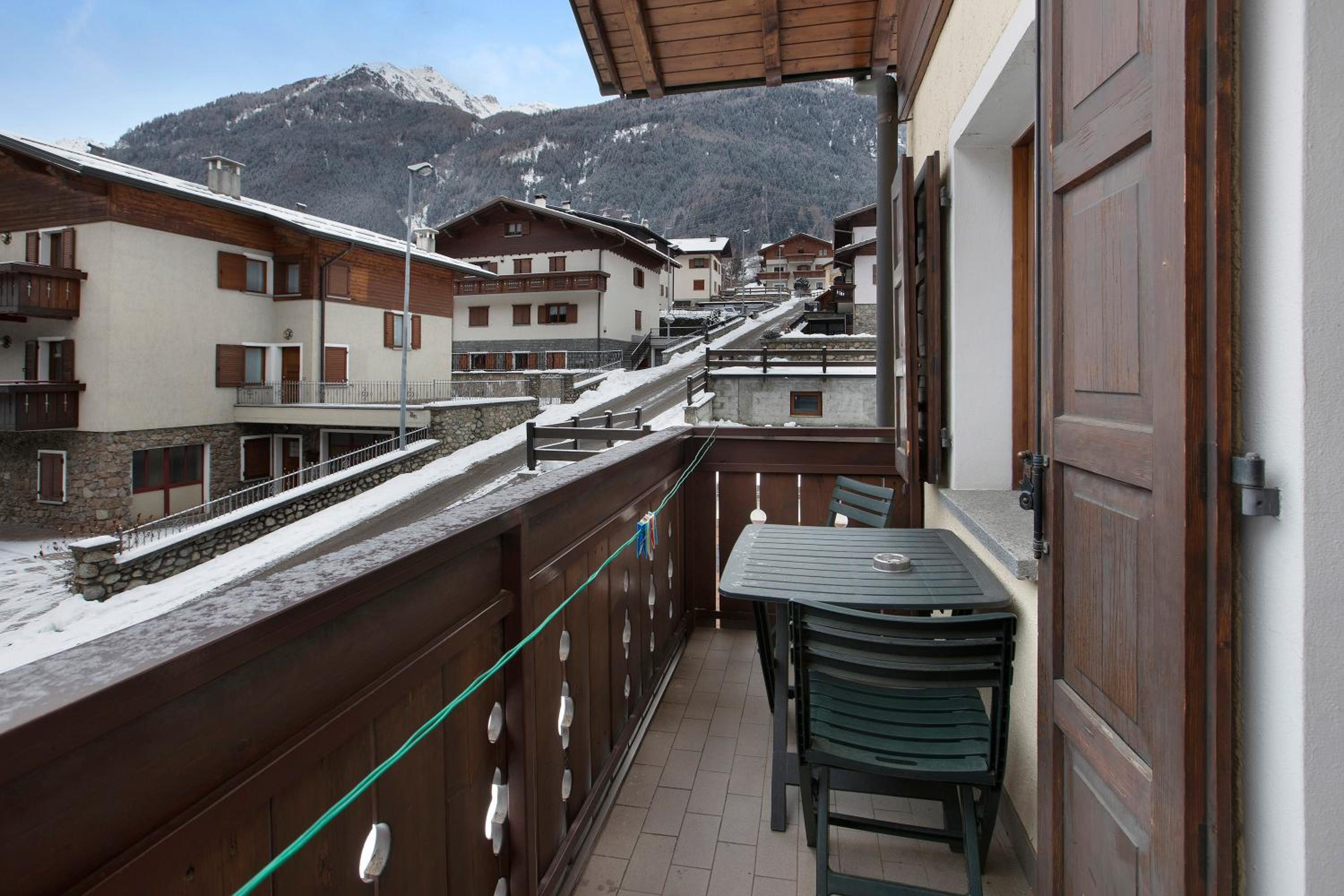 Superior One-Bedroom Apartment with Balcony photo 3