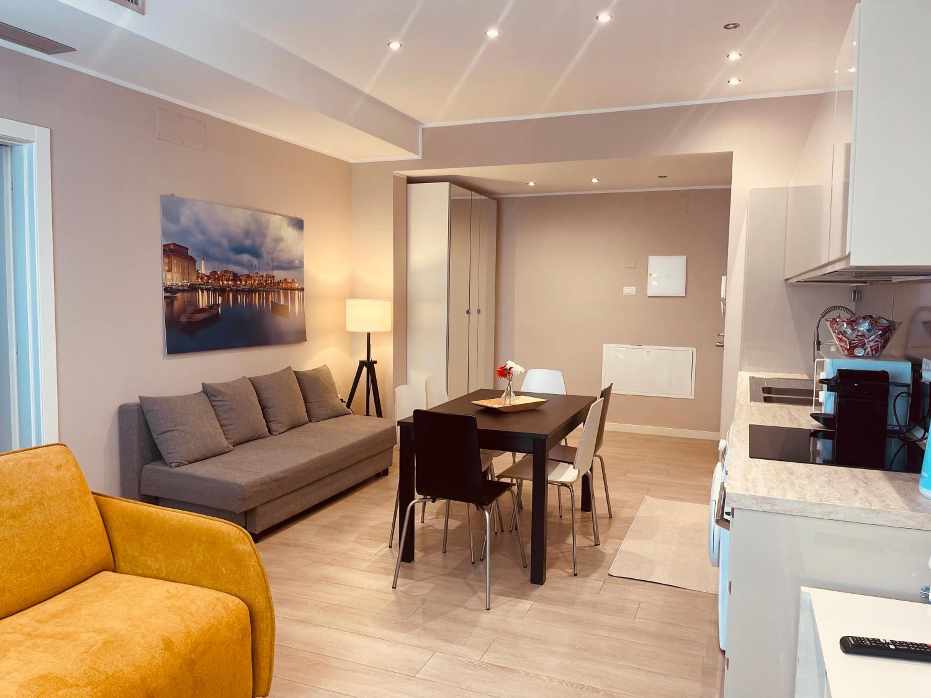 One-Bedroom Apartment - Photo 11