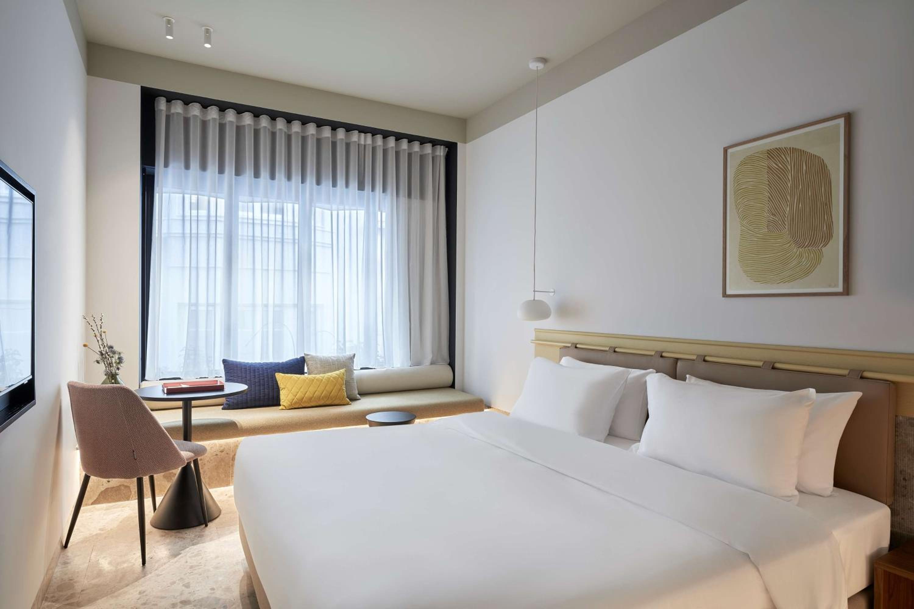 Signature Room photo 3