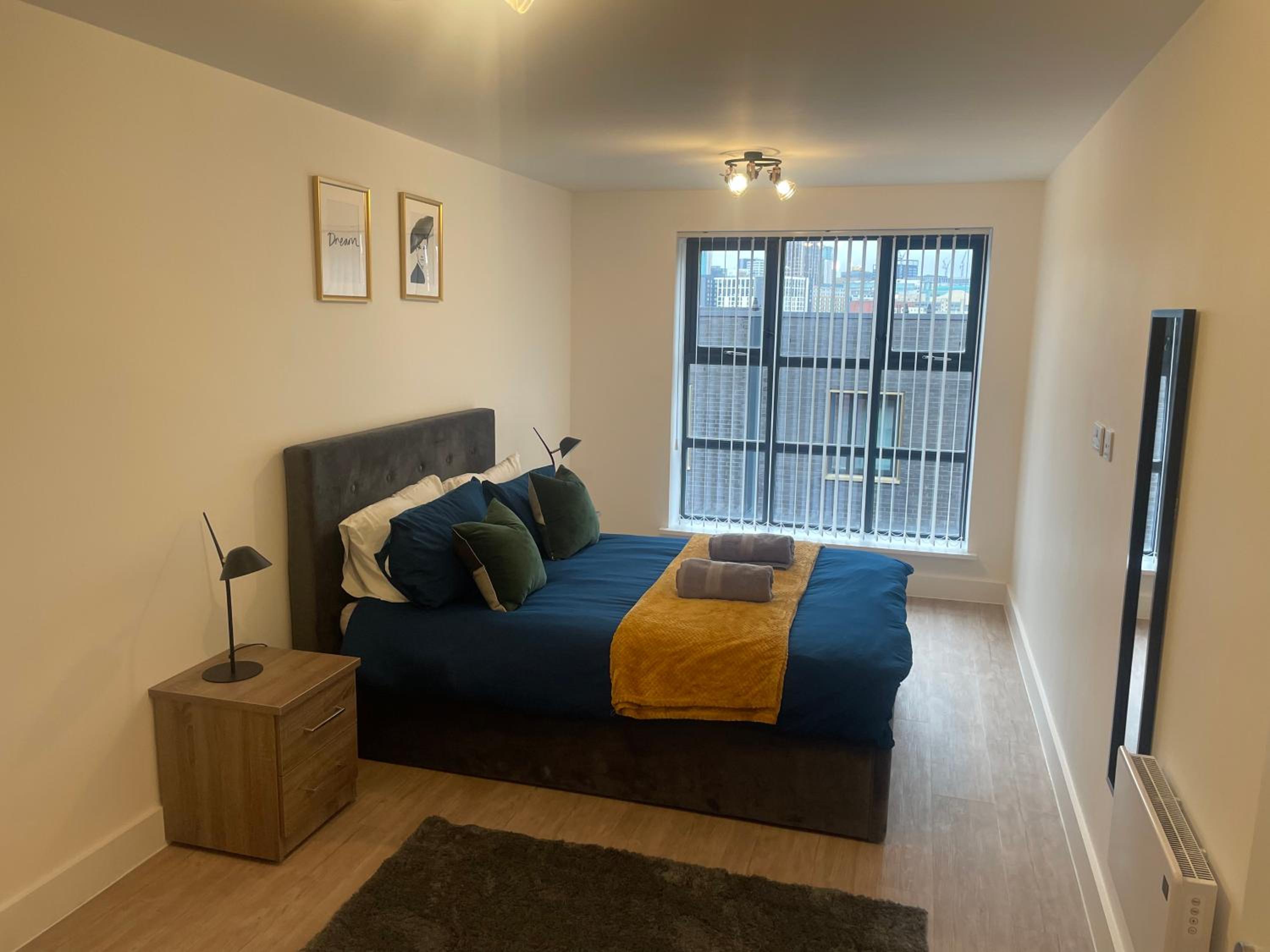 One-Bedroom Apartment