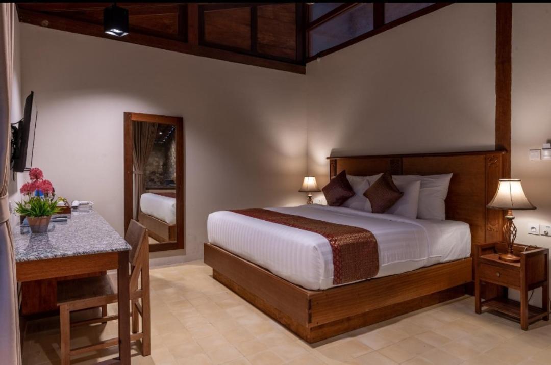 Deluxe King Suite - Photo 1