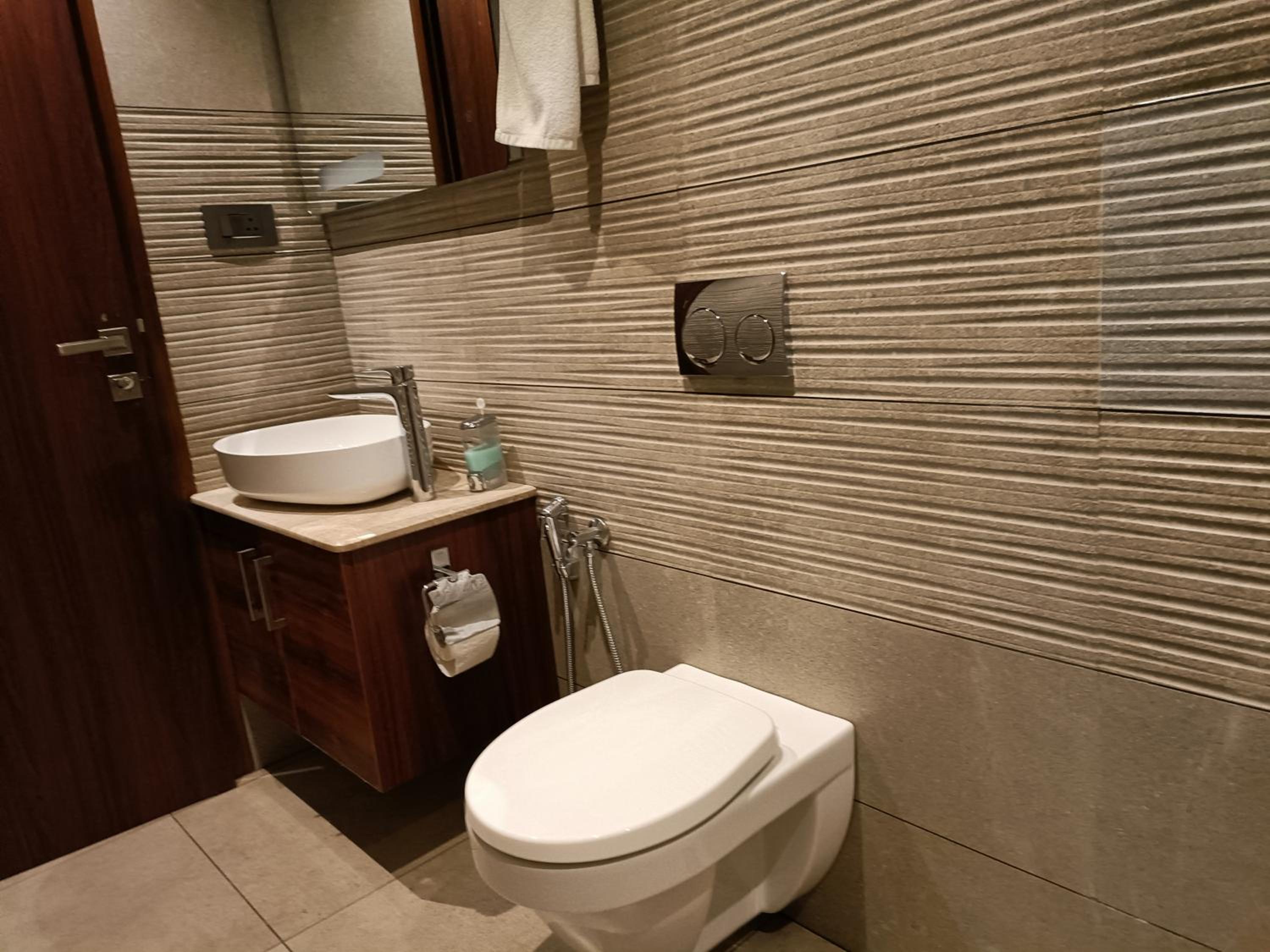 Superior King Room - Photo 2