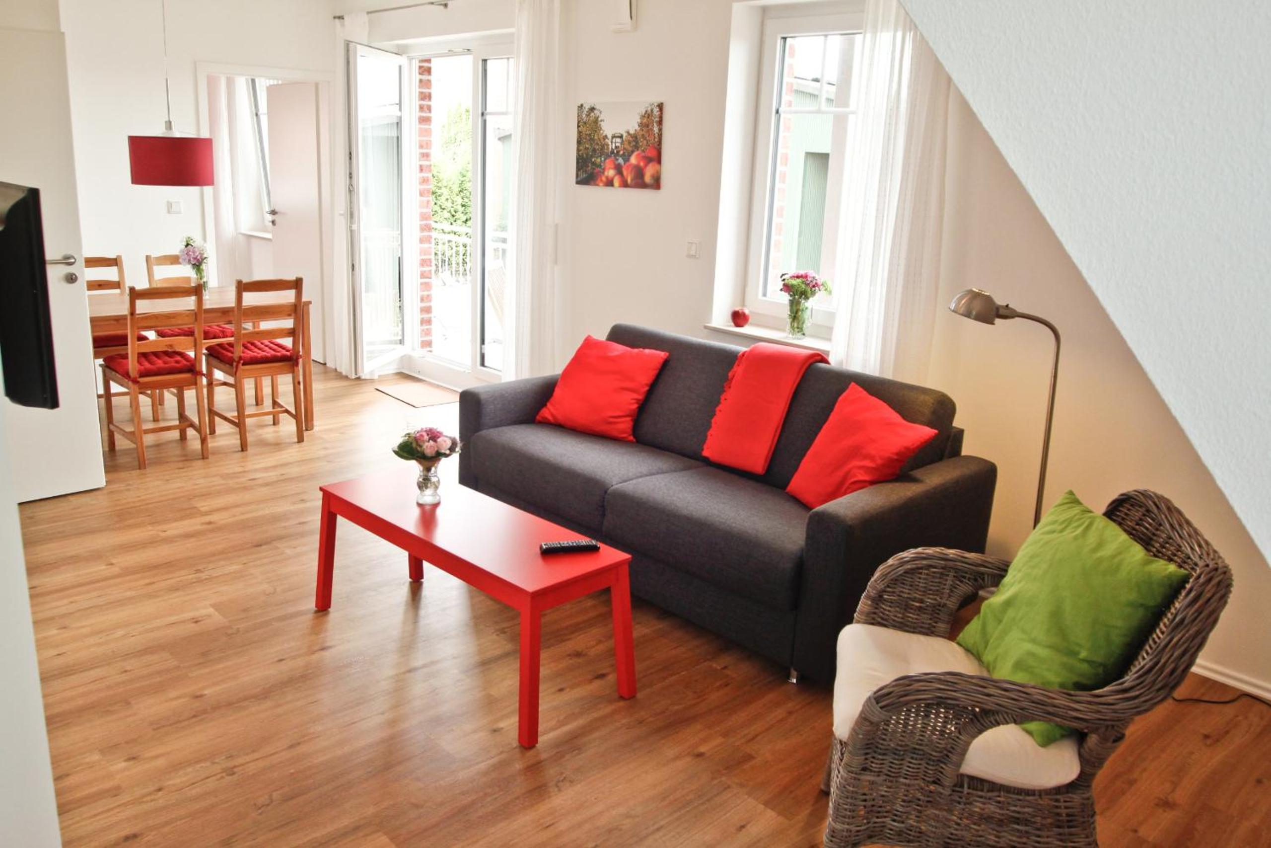 Apartment with Balcony photo 1
