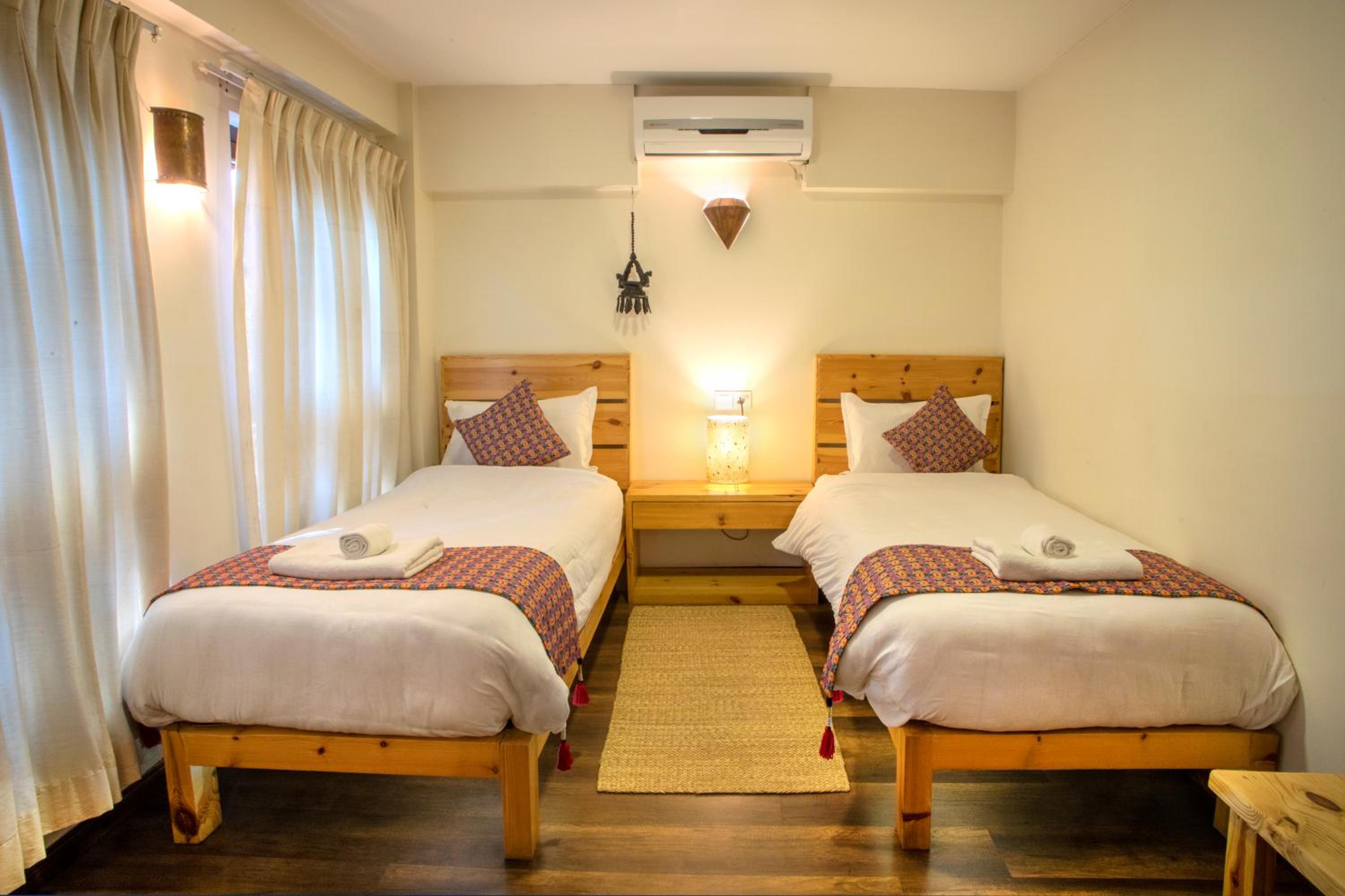 Standard Twin Room with Garden View photo 2