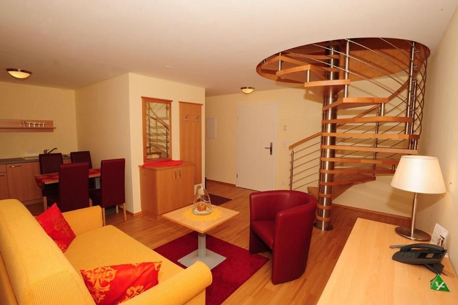 Junior Suite with Balcony photo 3