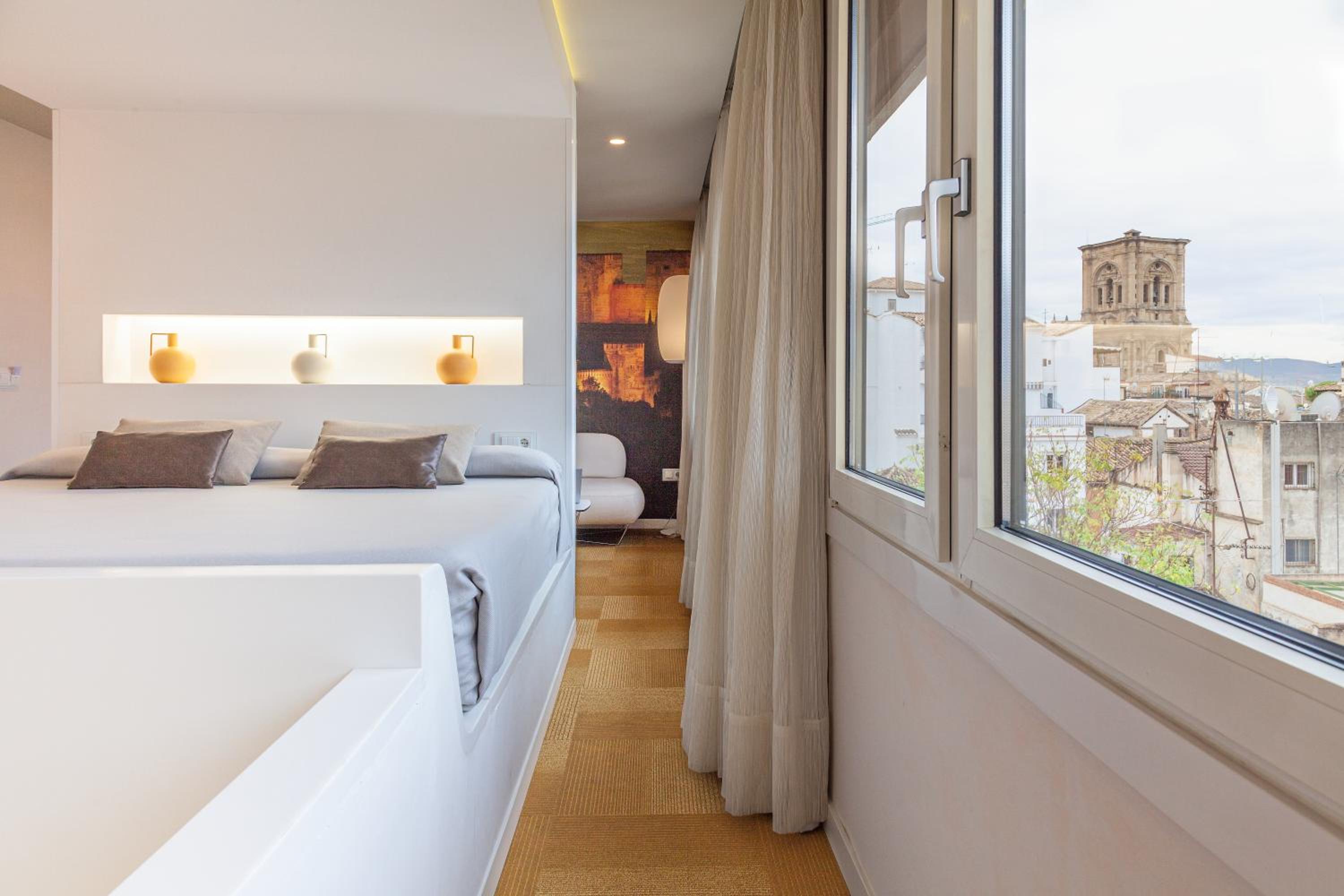 Junior Suite (2 Adults) - Photo 3