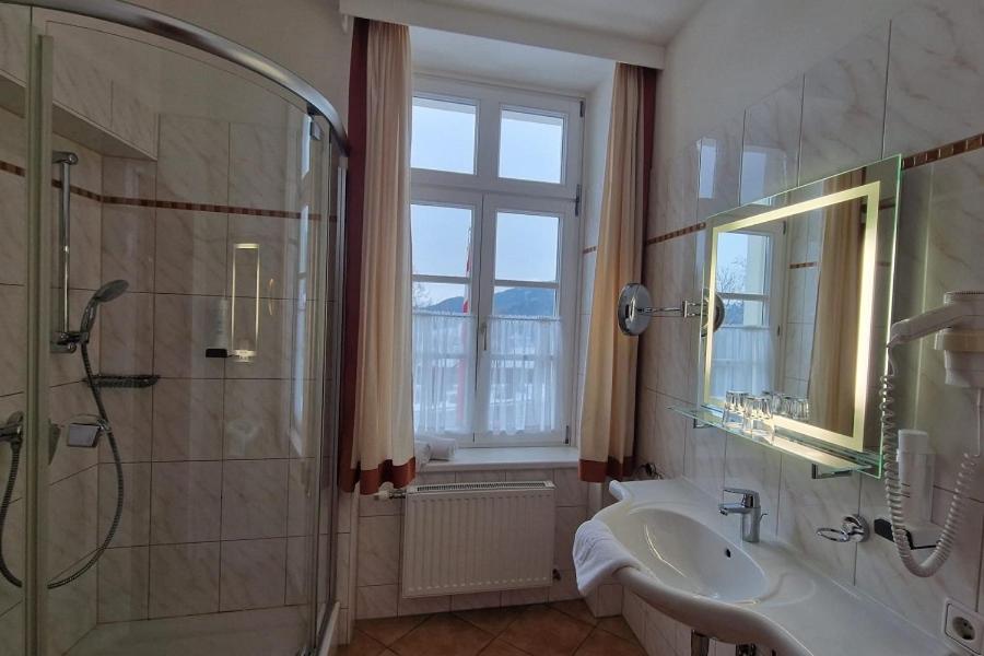 Triple Room with Bathroom - Photo 5