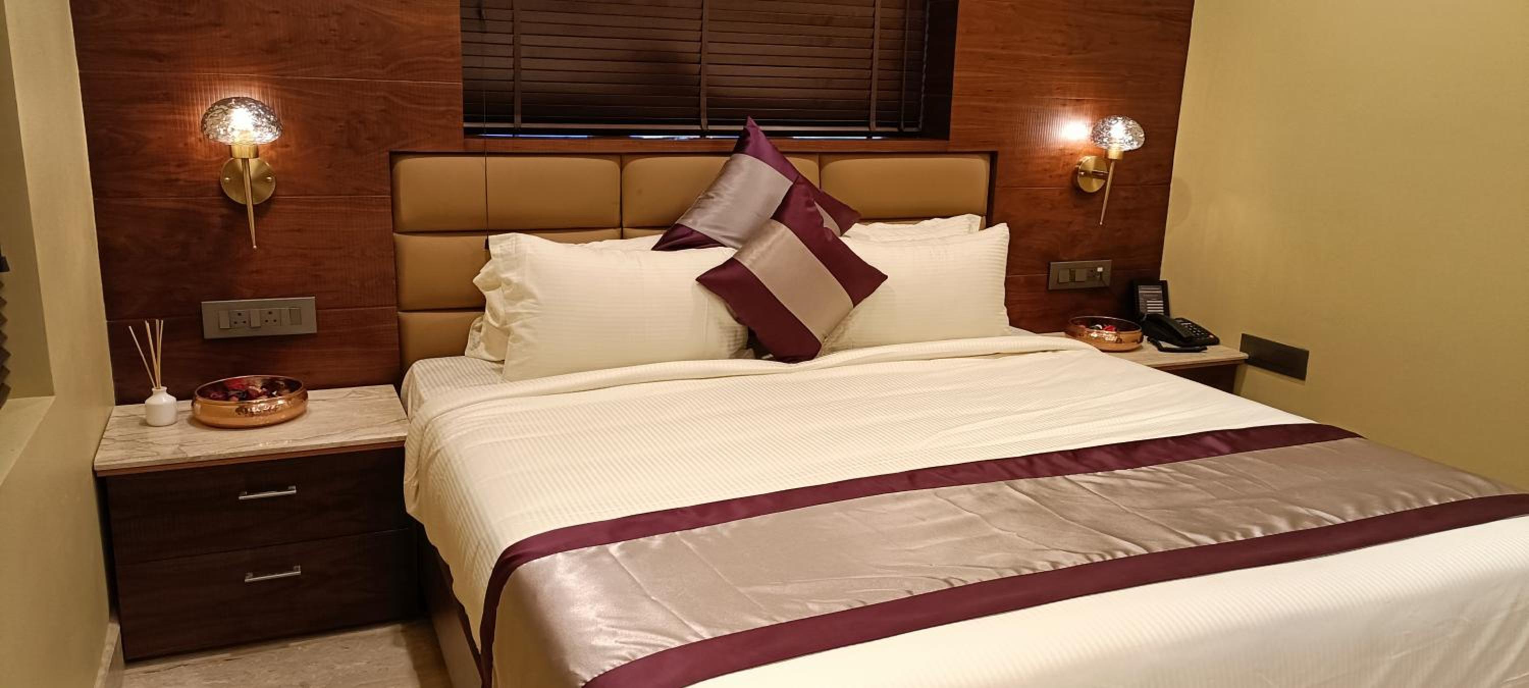 Deluxe Triple Room - Photo 8
