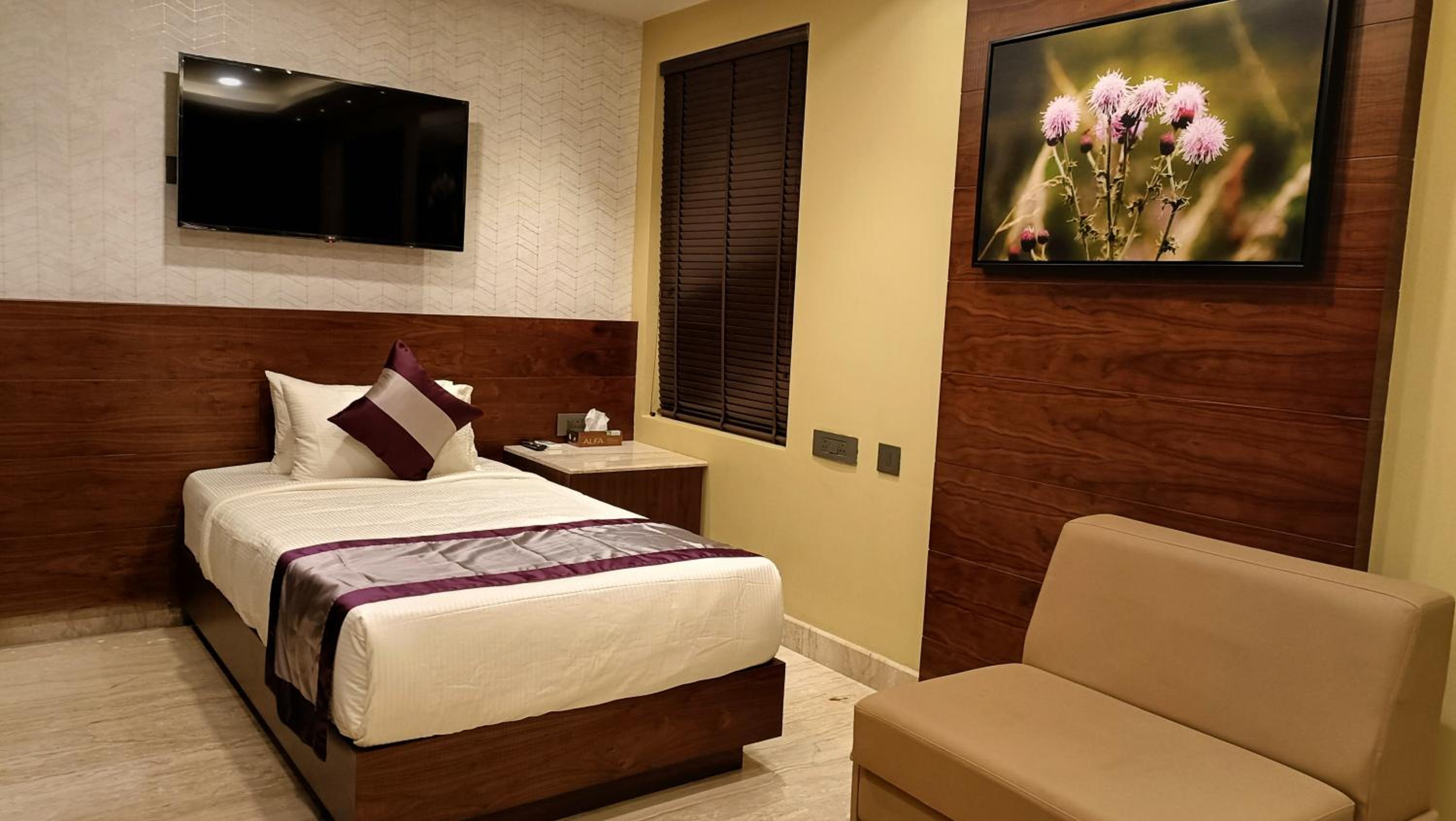 Deluxe Triple Room - Photo 5