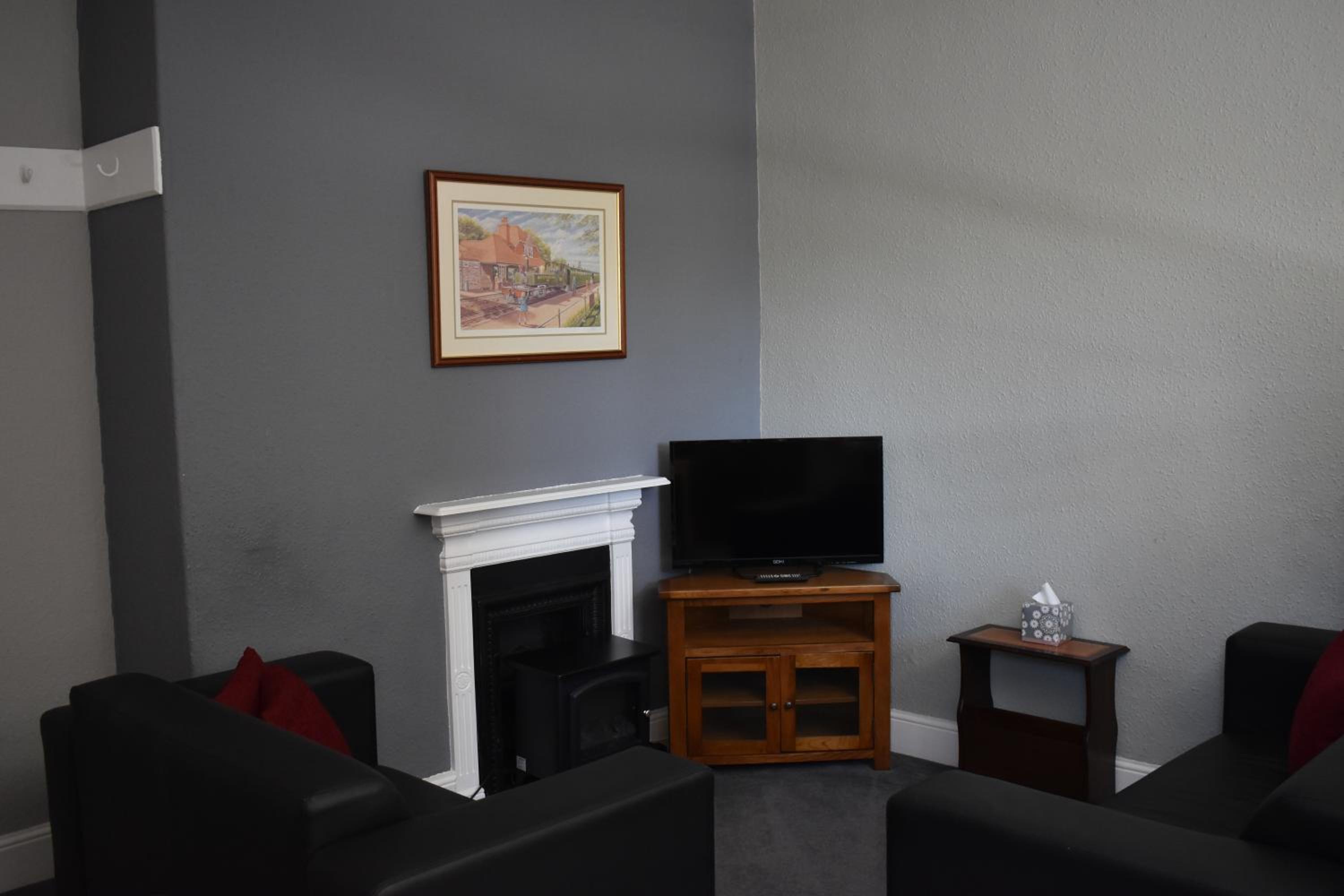 Two-Bedroom Apartment photo 2