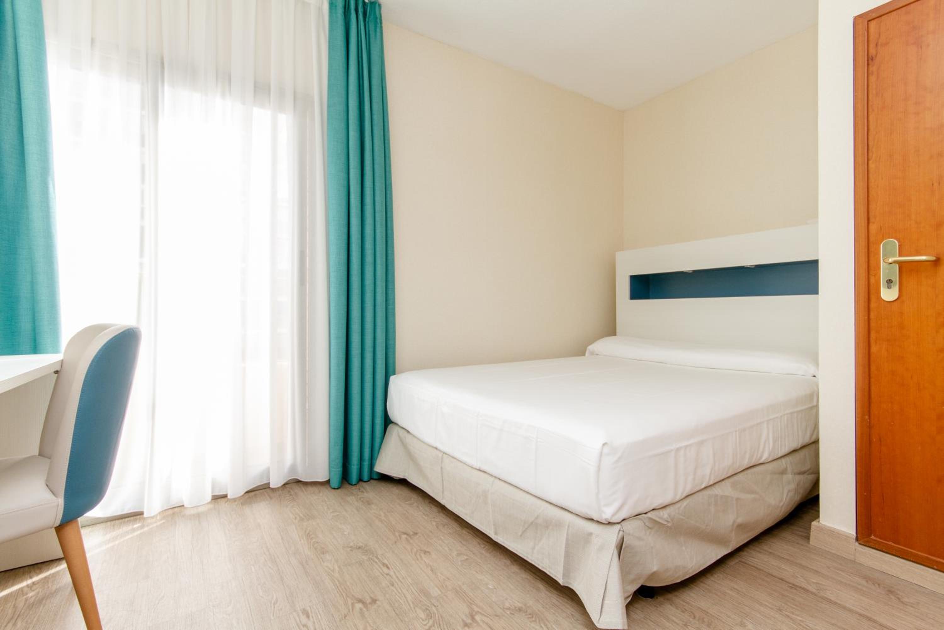 Single Room photo 3