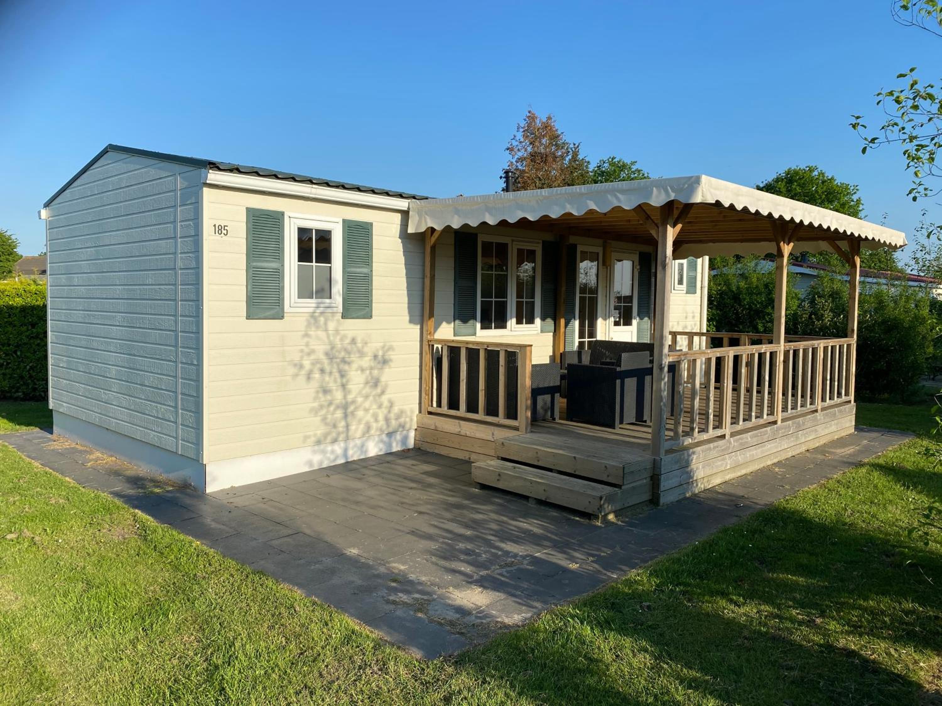 Three-Bedroom Chalet - Photo 3