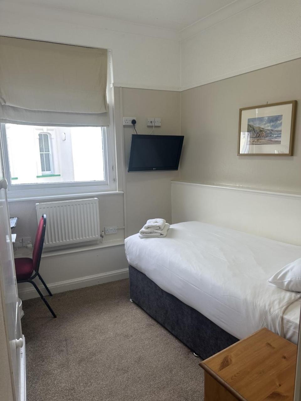 Single Room photo 1