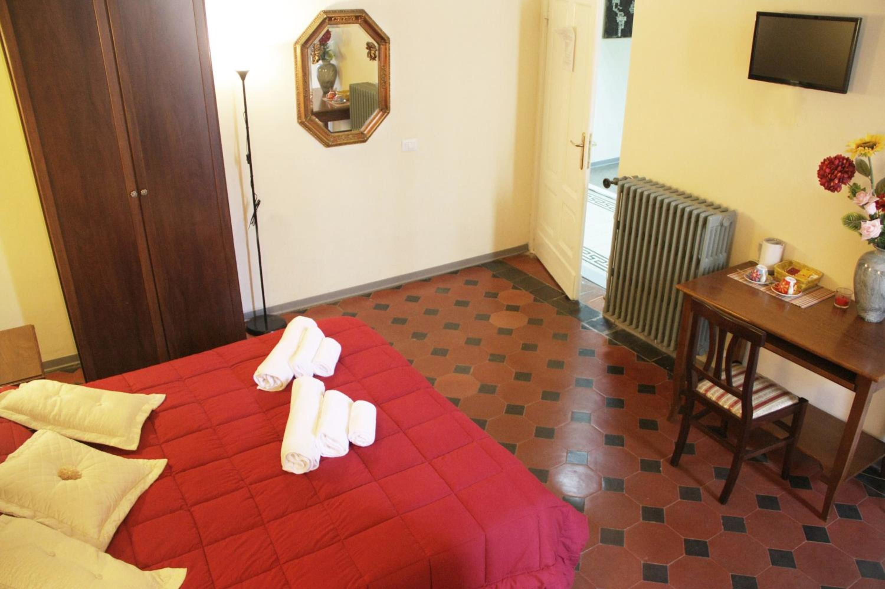 Double or Twin Room — the supplier's photographs — photo 2