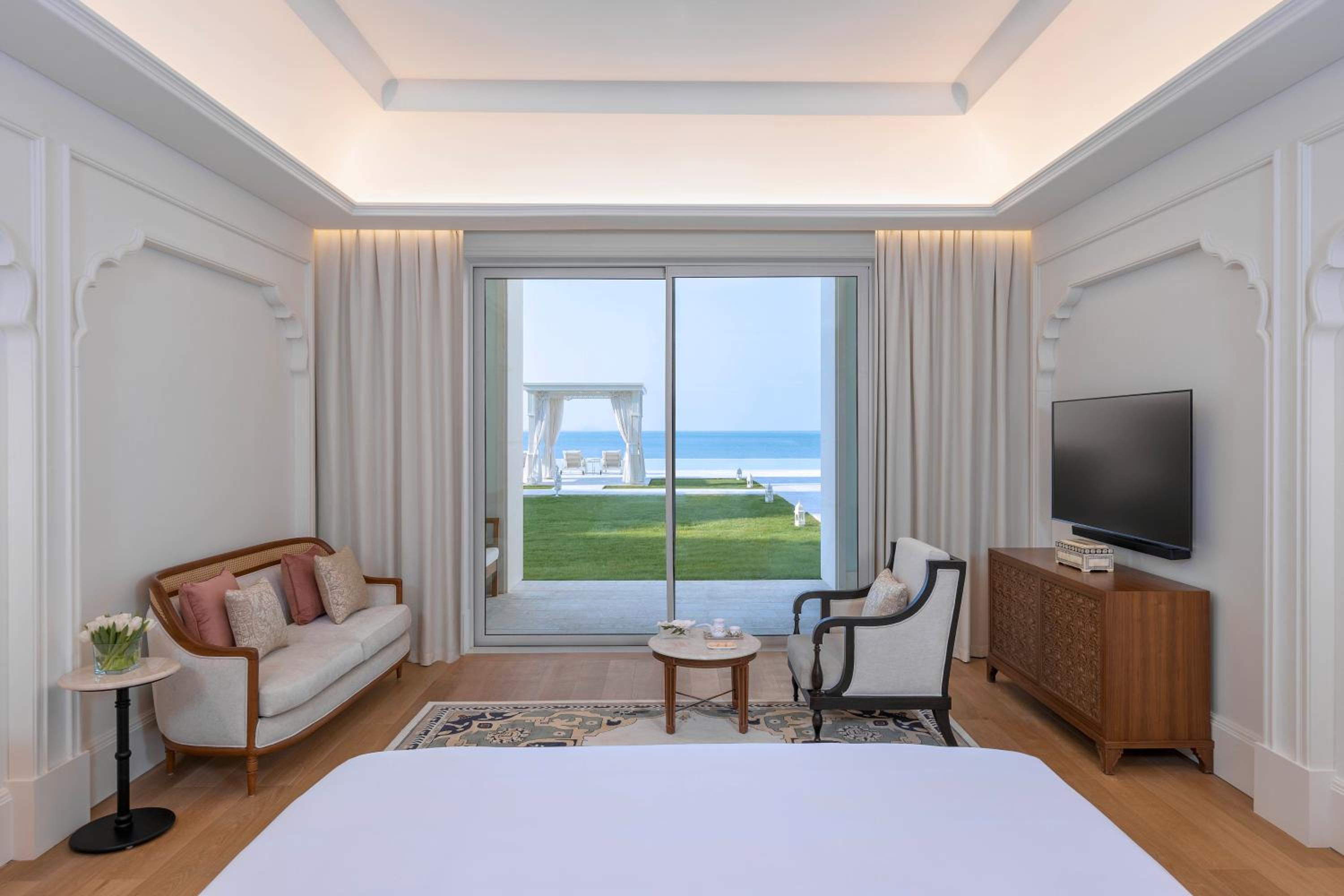 Deluxe Double Room with Balcony and Sea View - Photo 1