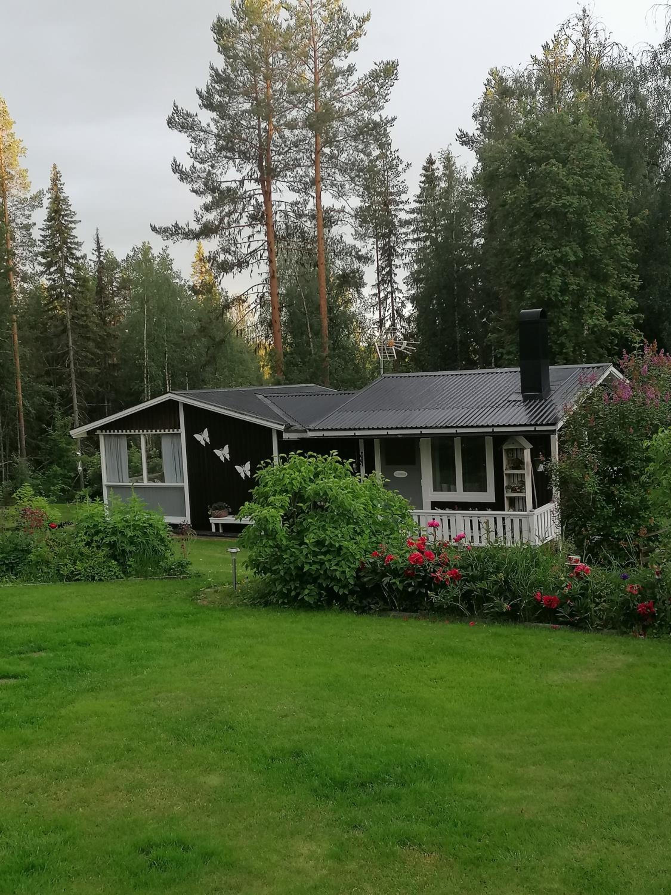 One-Bedroom House photo 2