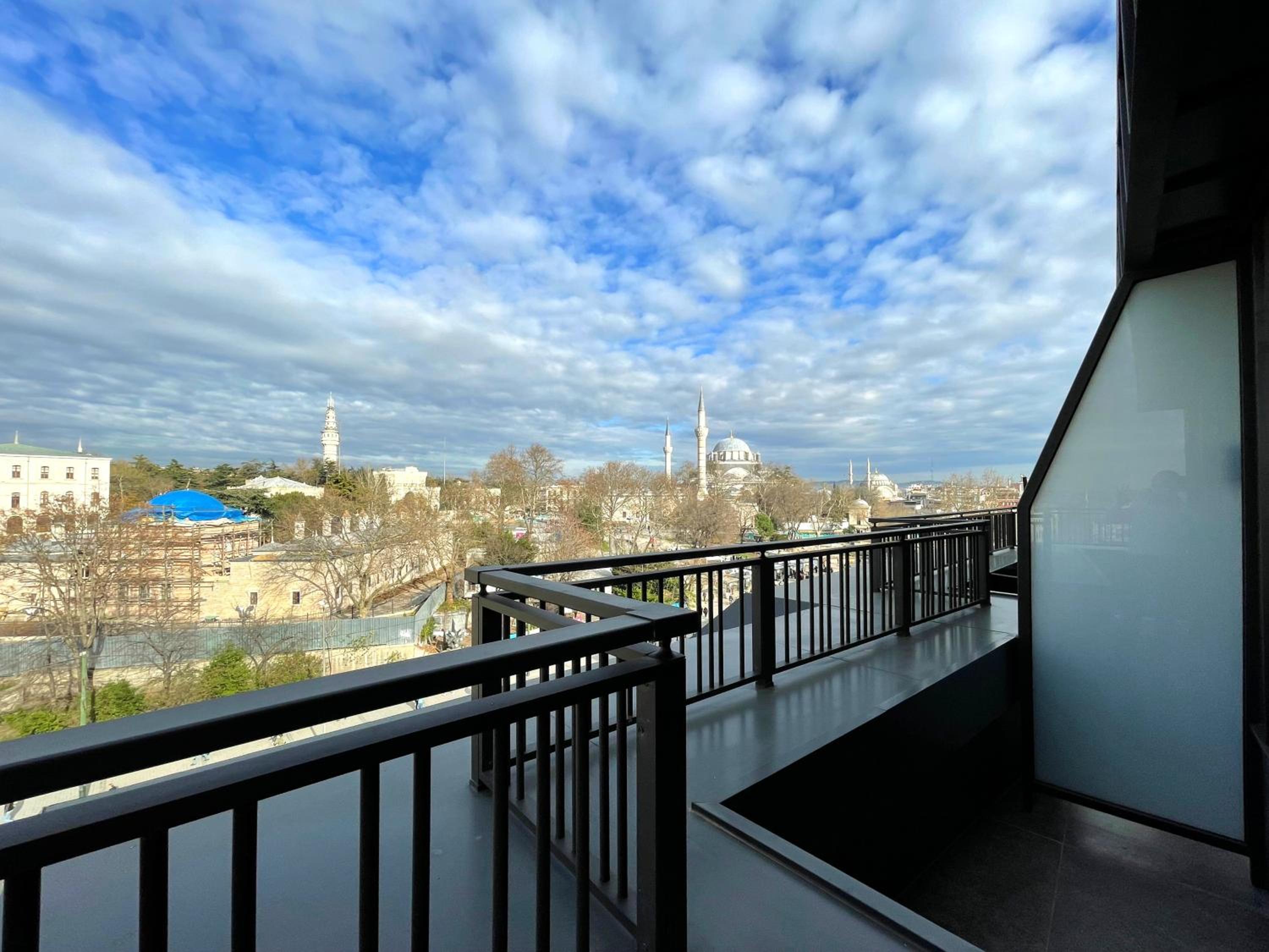 Junior Suite with Balcony photo 2