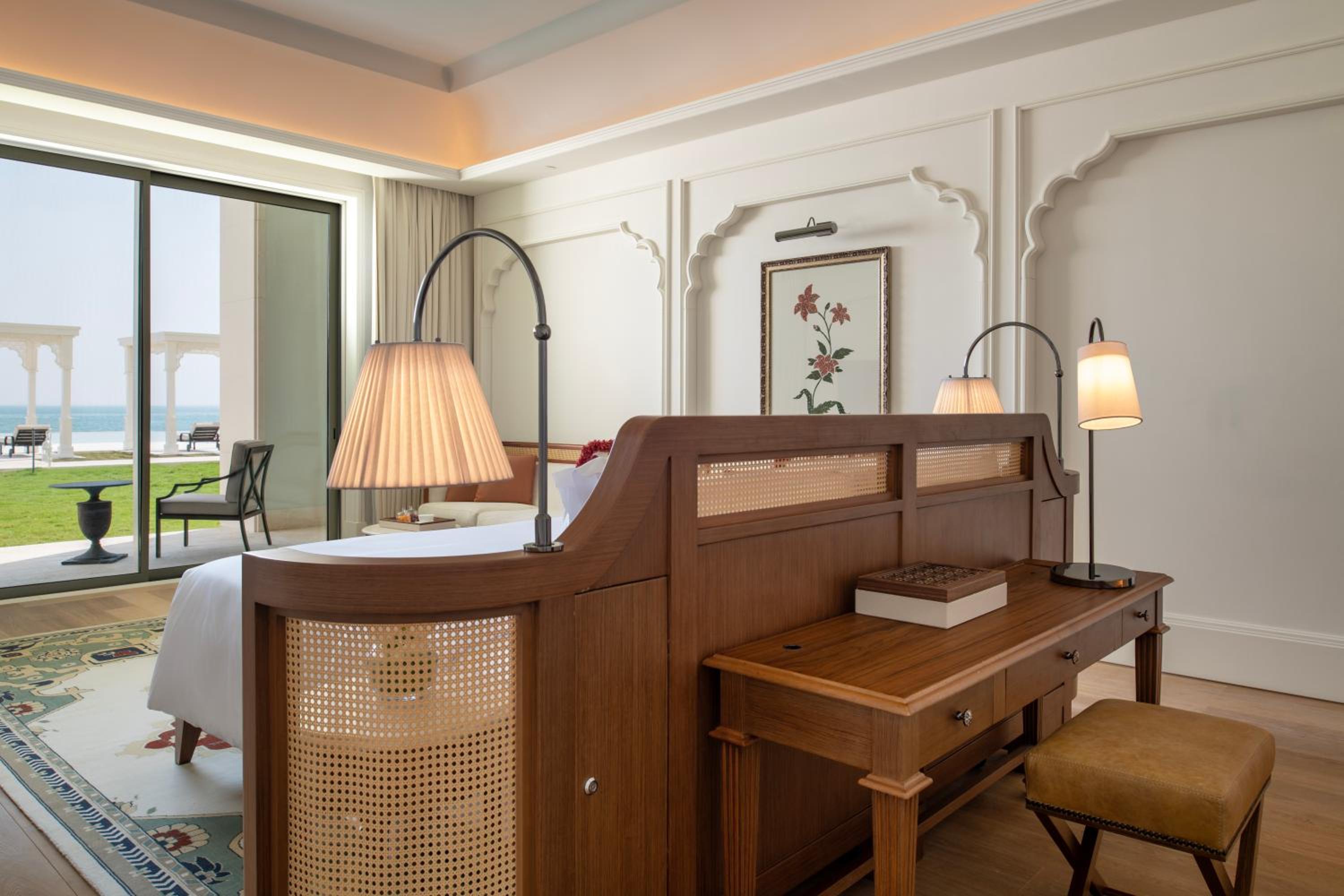 Deluxe Double Room with Balcony and Sea View - Photo 3