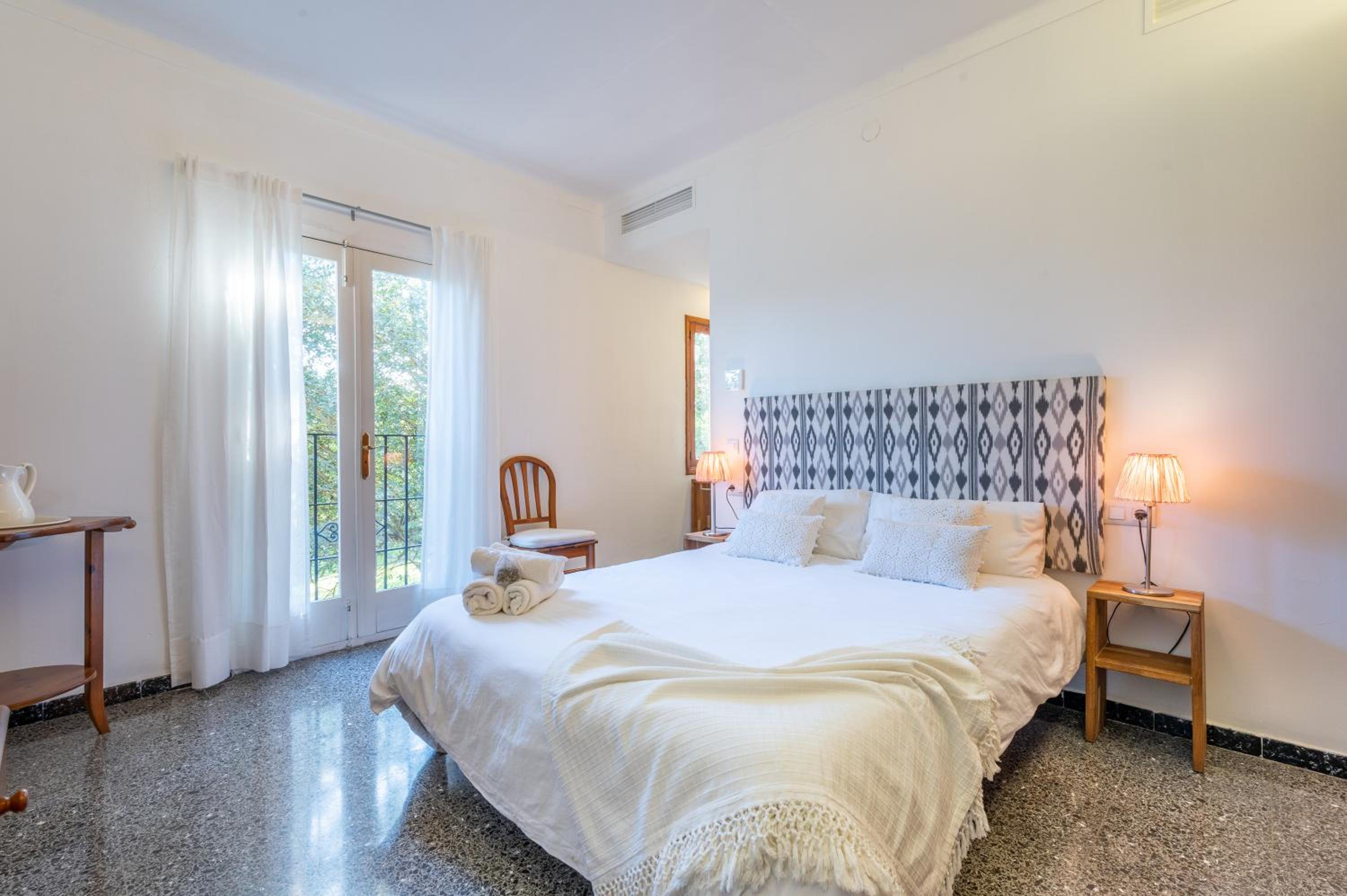 Villa with Garden View - Photo 39