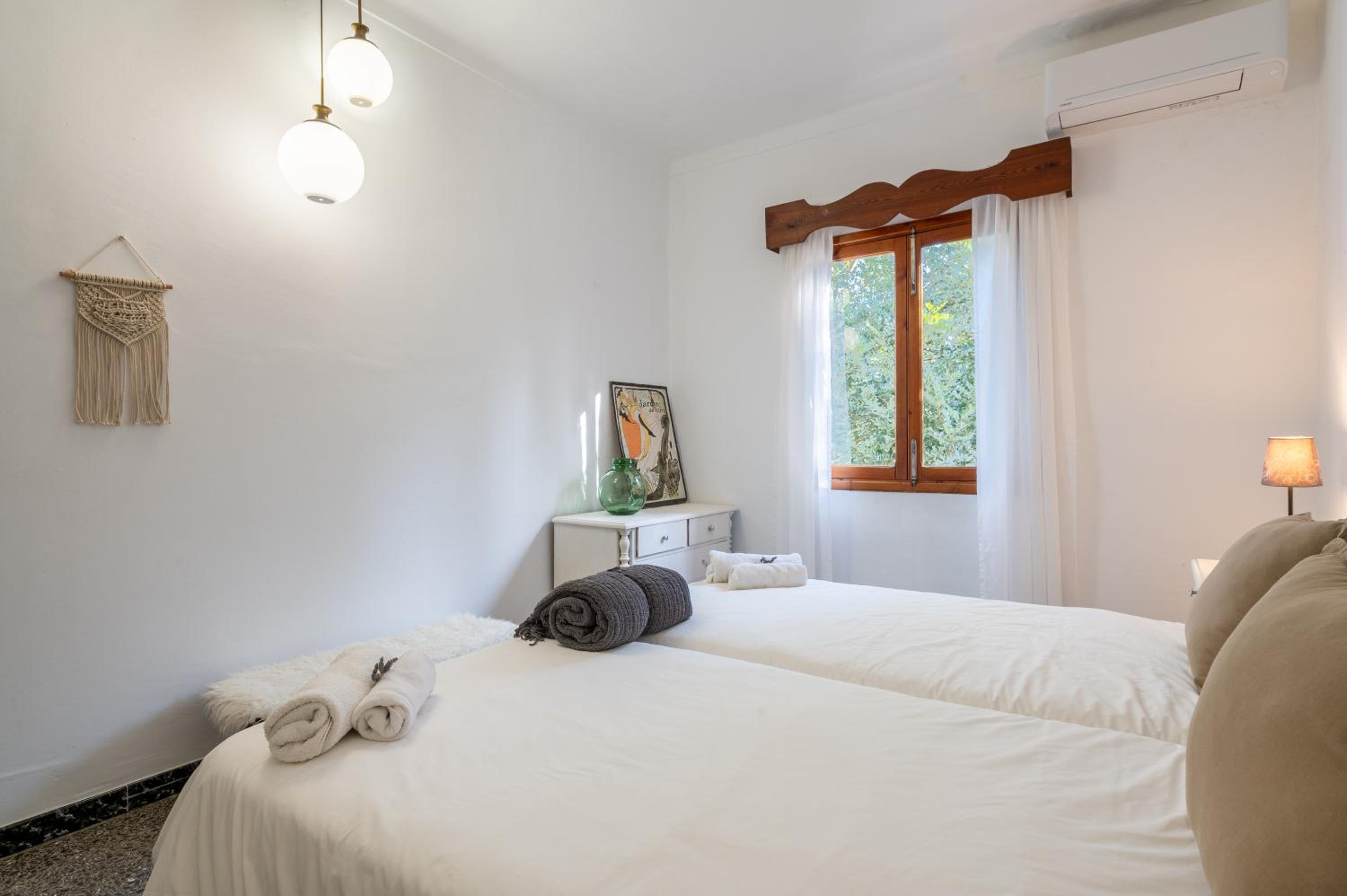 Villa with Garden View - Photo 38