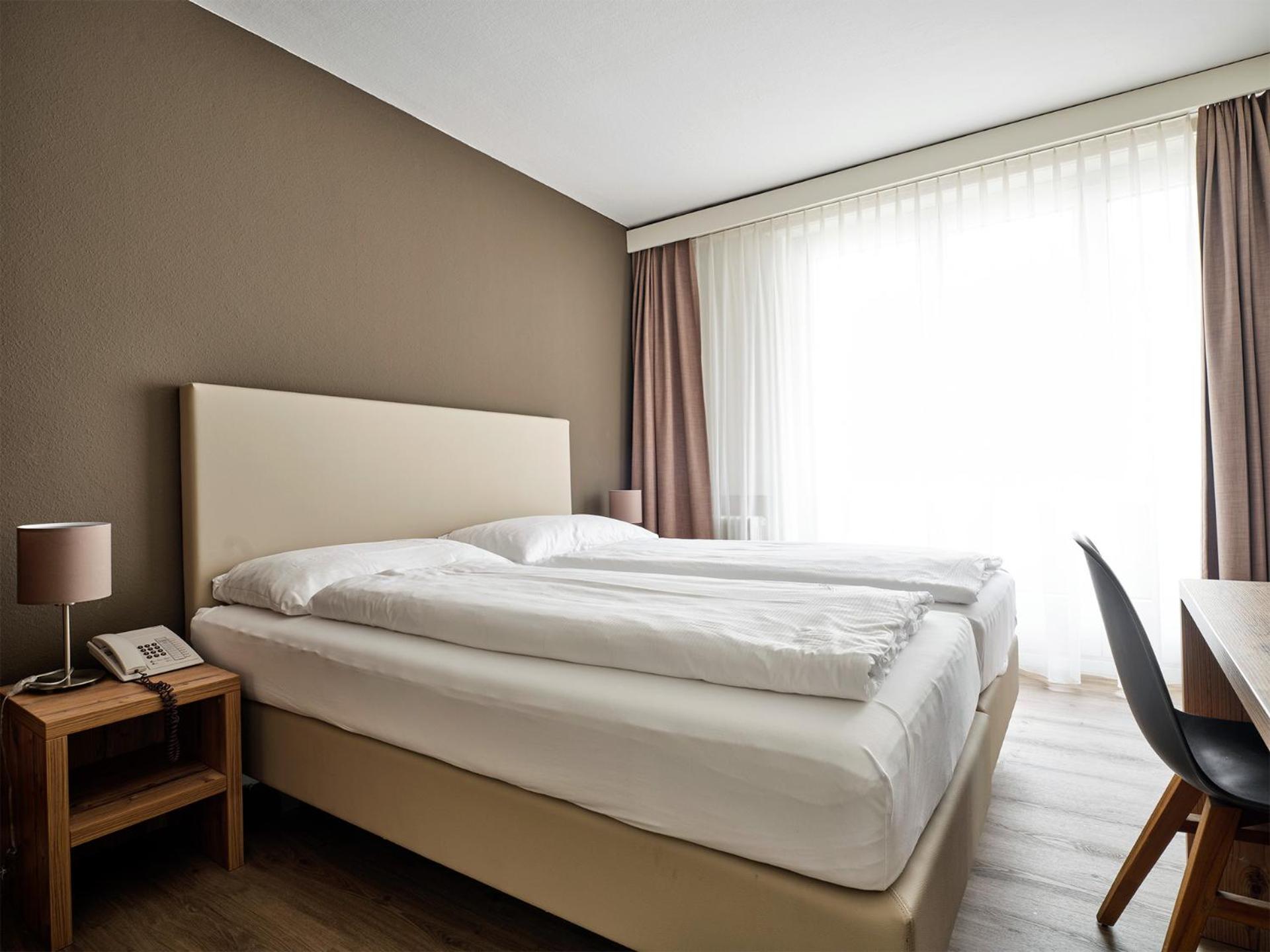 Budget Double Room - Photo 1