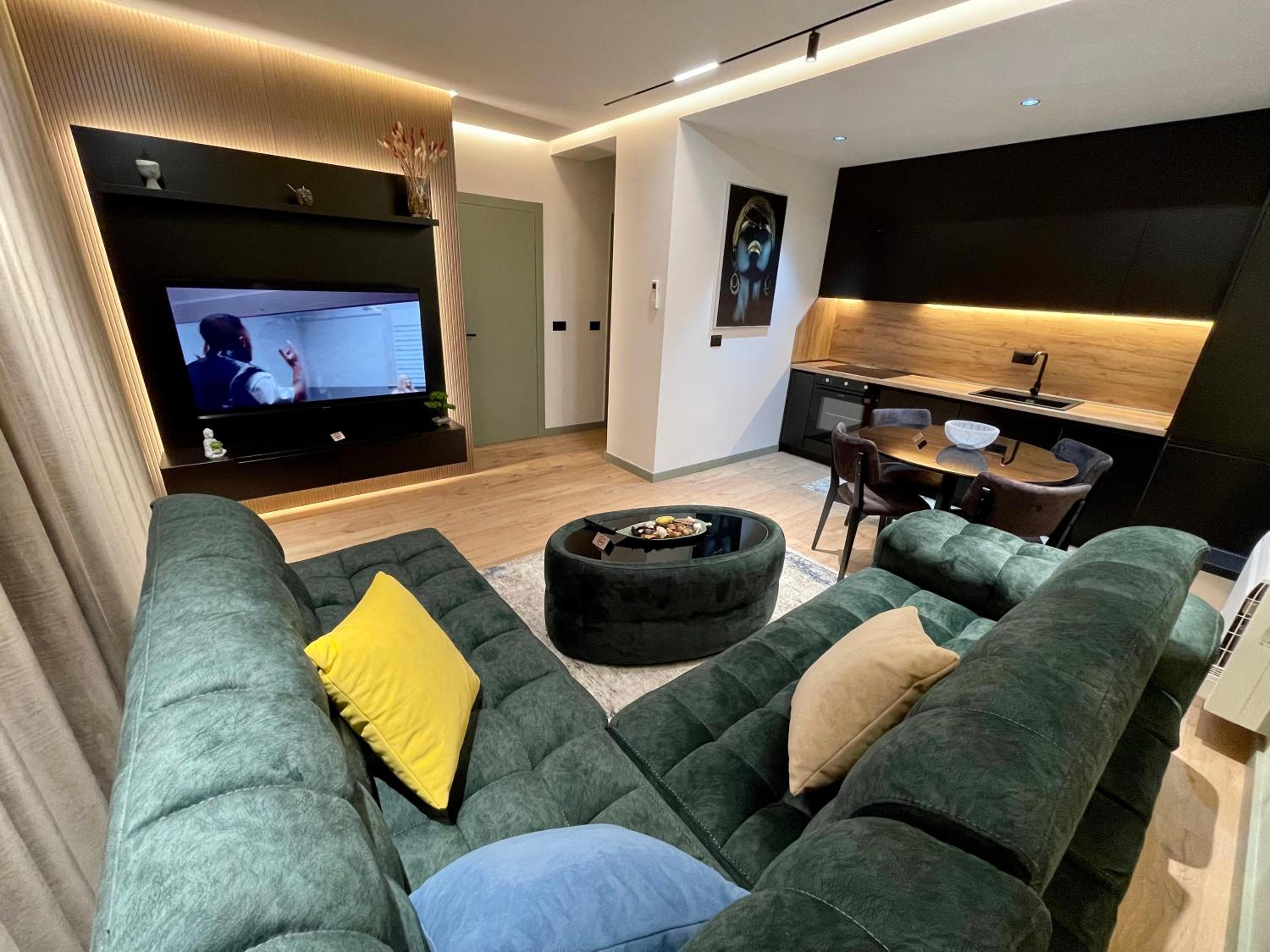 One-Bedroom Apartment