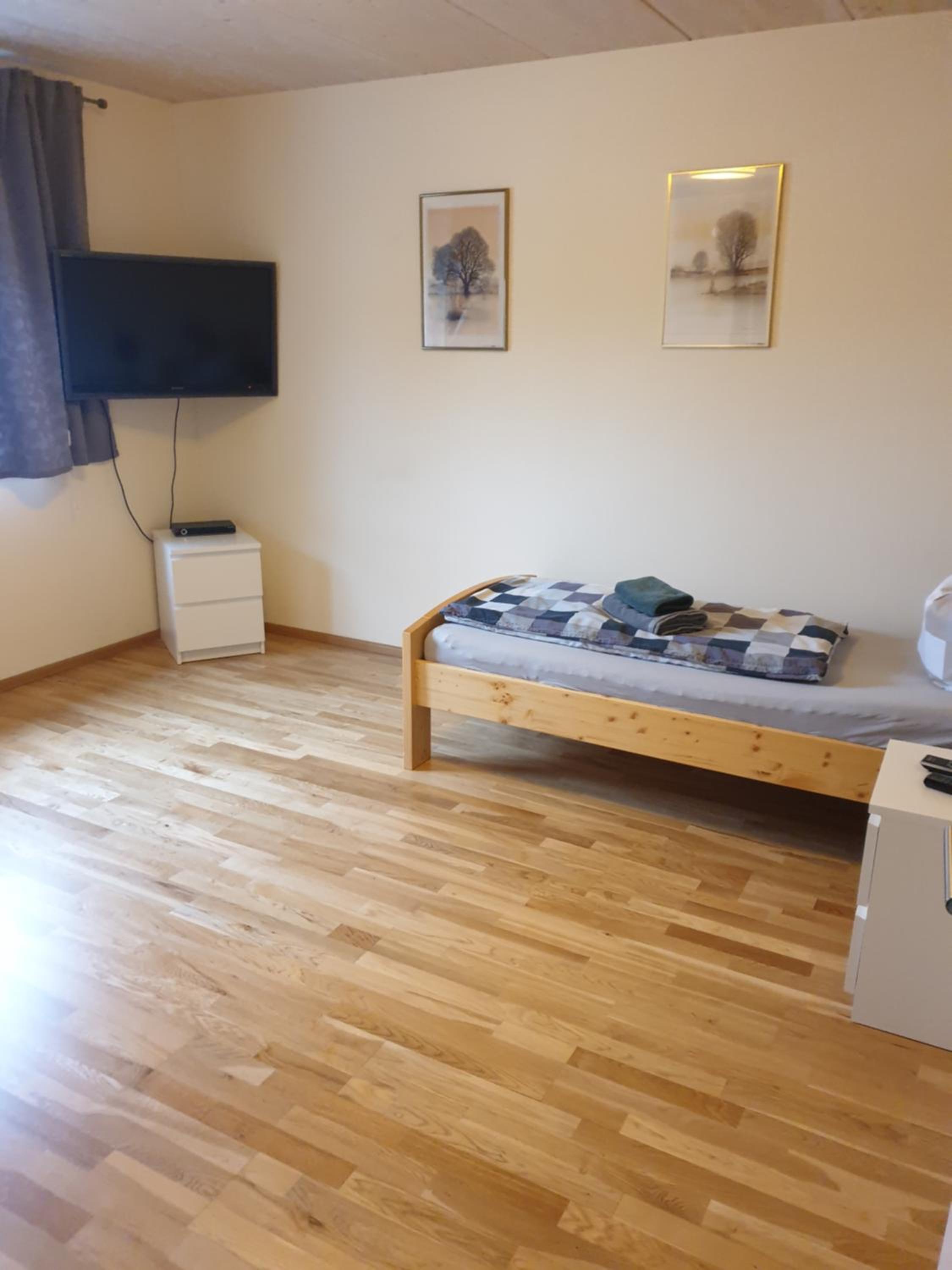 One-Bedroom Apartment photo 2
