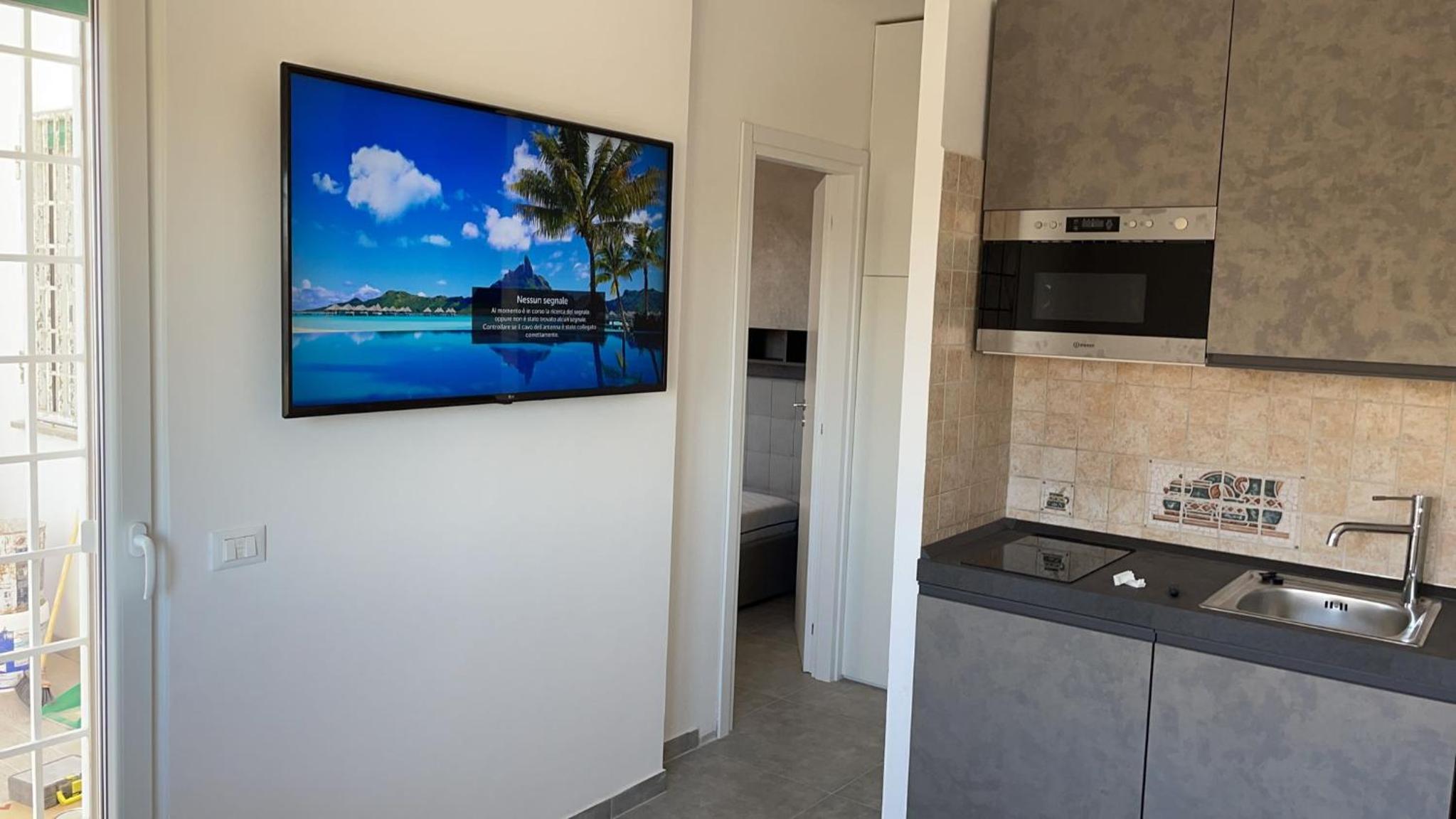 One-Bedroom House - Photo 4