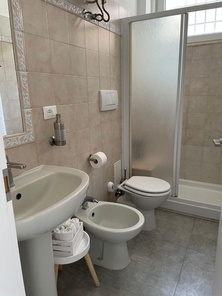 One-Bedroom House - Photo 14