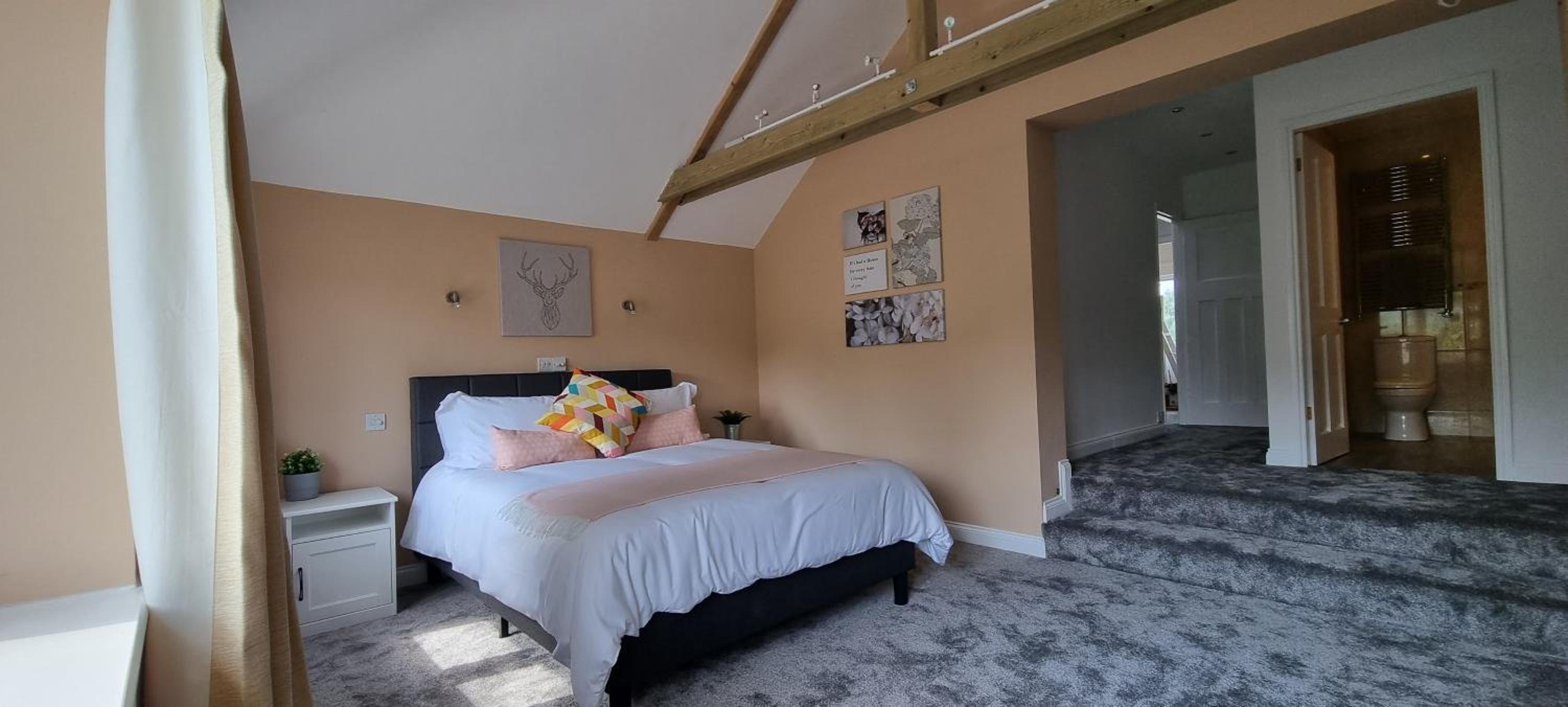Four-Bedroom House photo 1