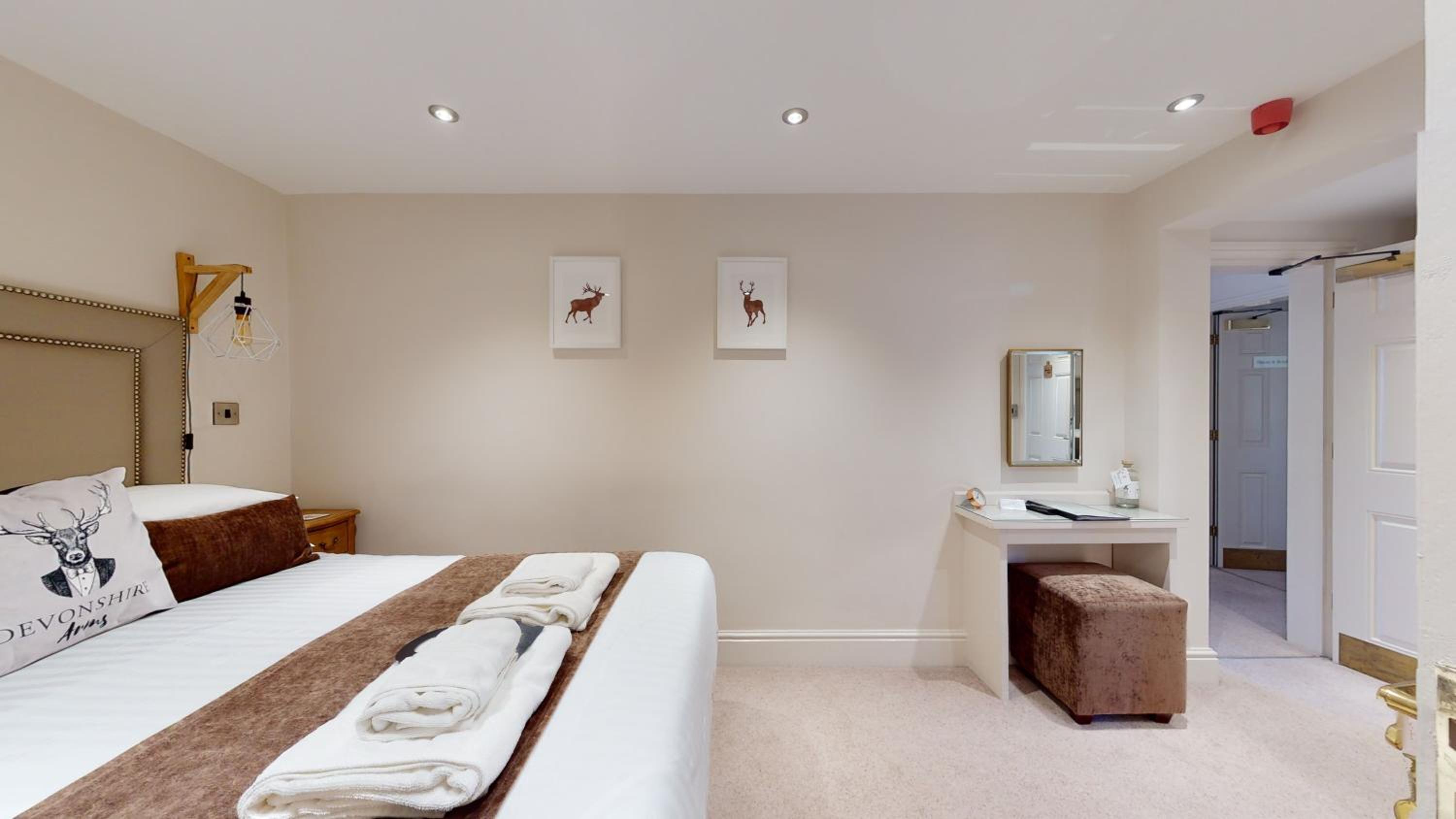 Deluxe Double Room - Photo 4