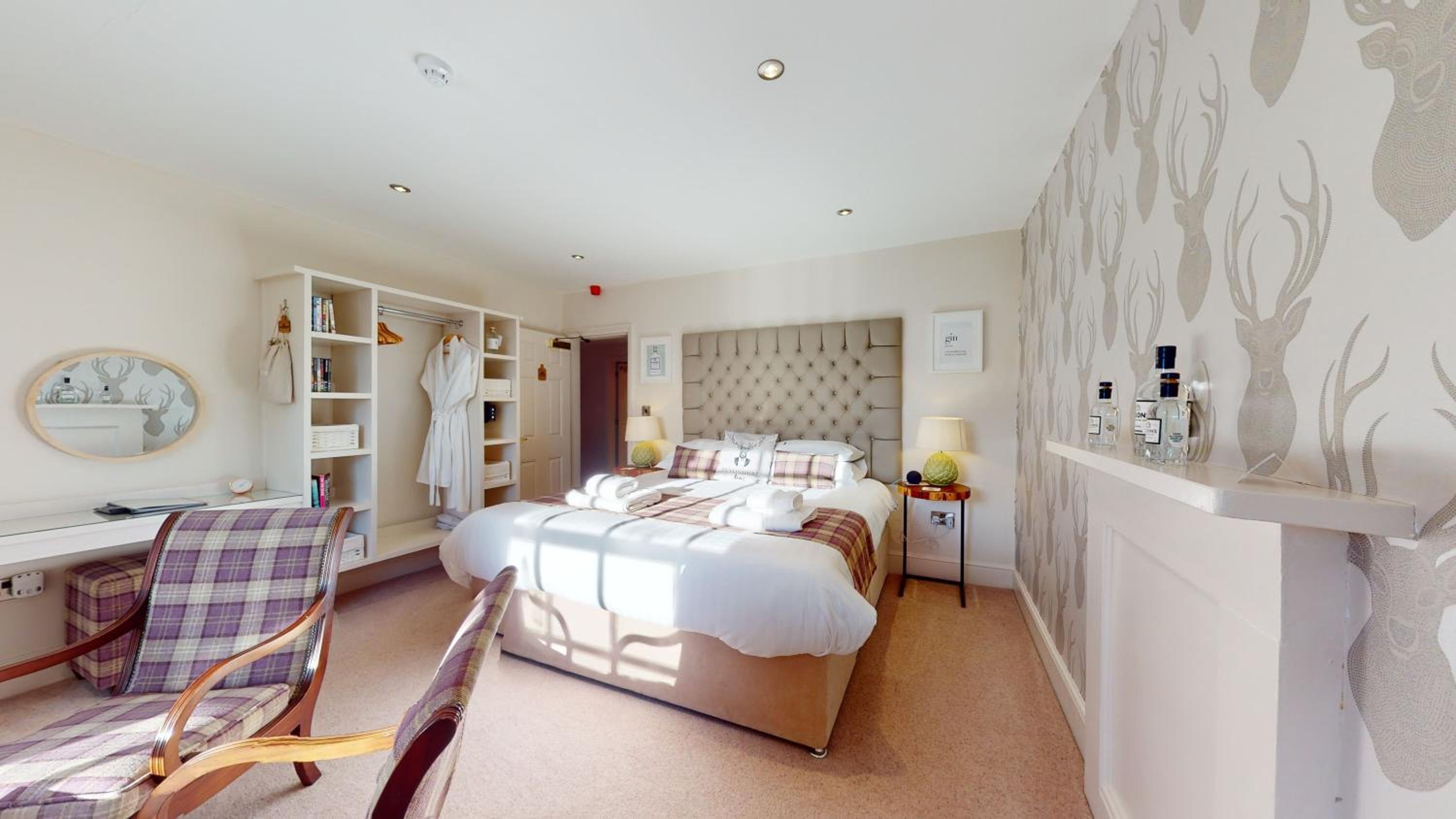 Superior King Room photo 1